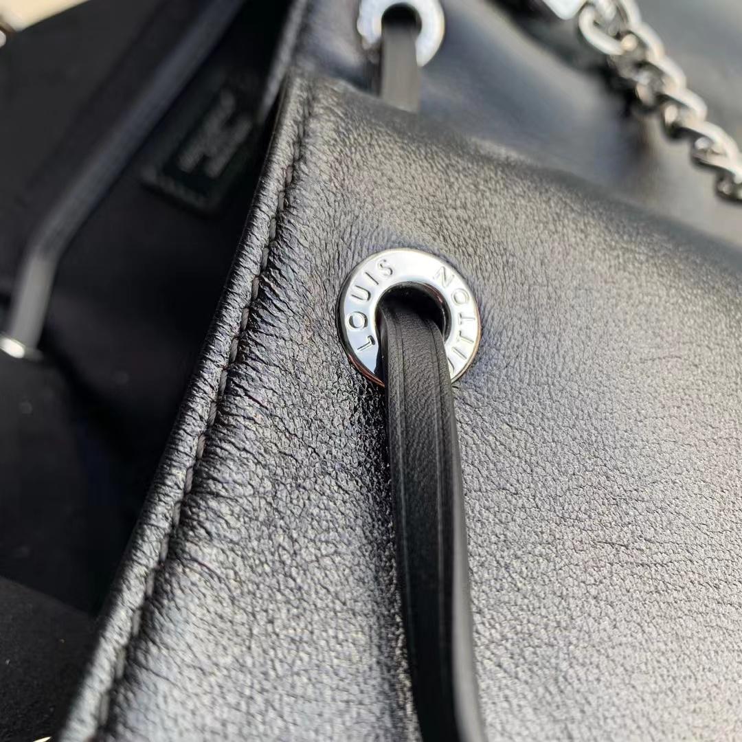 Louis Vuitton Montsouris Small Backpack - Image 6