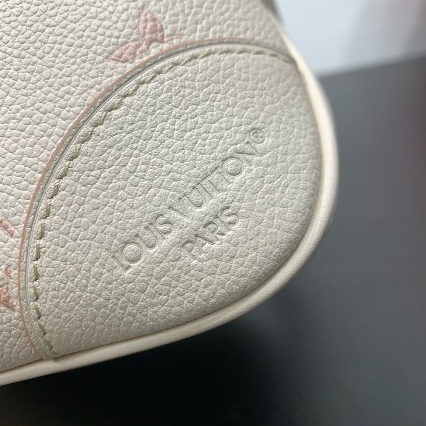 Louis Vuitton Boulogne Shoulder Bag - Image 6
