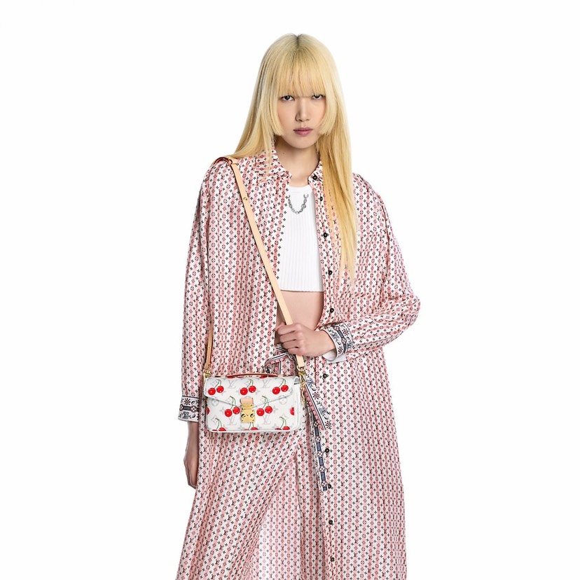 Louis Vuitton x Takashi Murakami Pochette Metis East West - Image 6