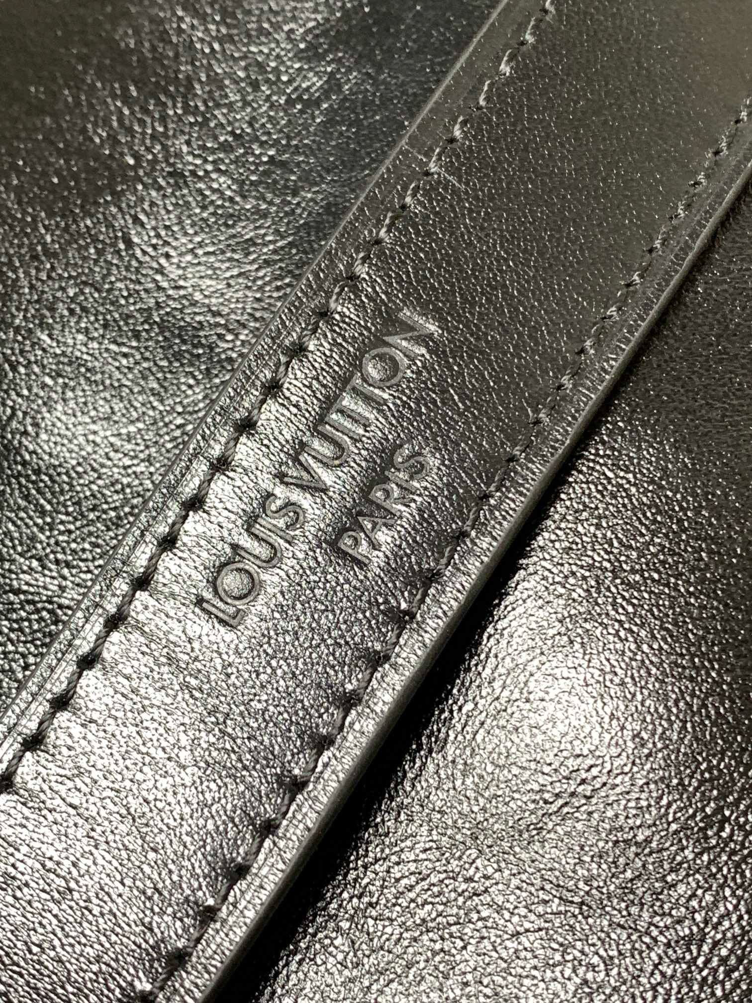 Louis Vuitton CarryAll BB Monogram Handbag - Image 6