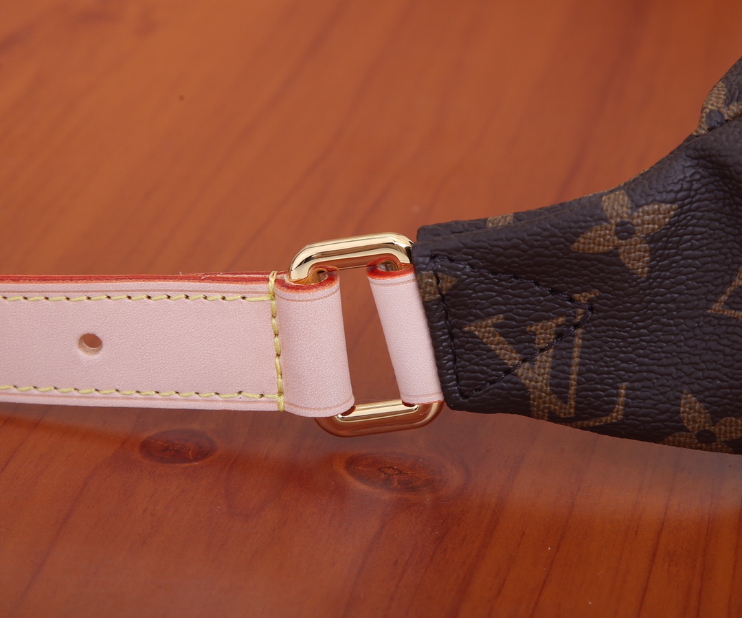 Louis Vuitton Discovery Bumbag M43644 - Image 6
