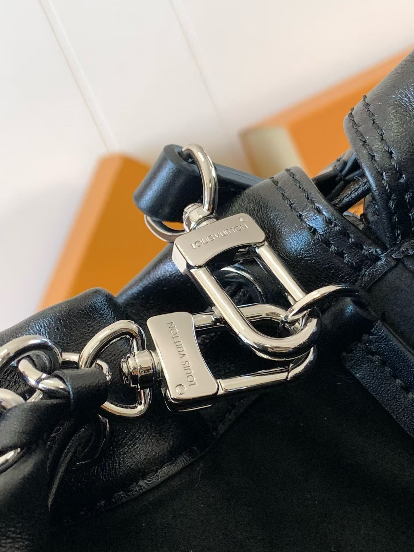 Louis Vuitton Noé Trunk Monogram Leather Bucket Bag - Image 6