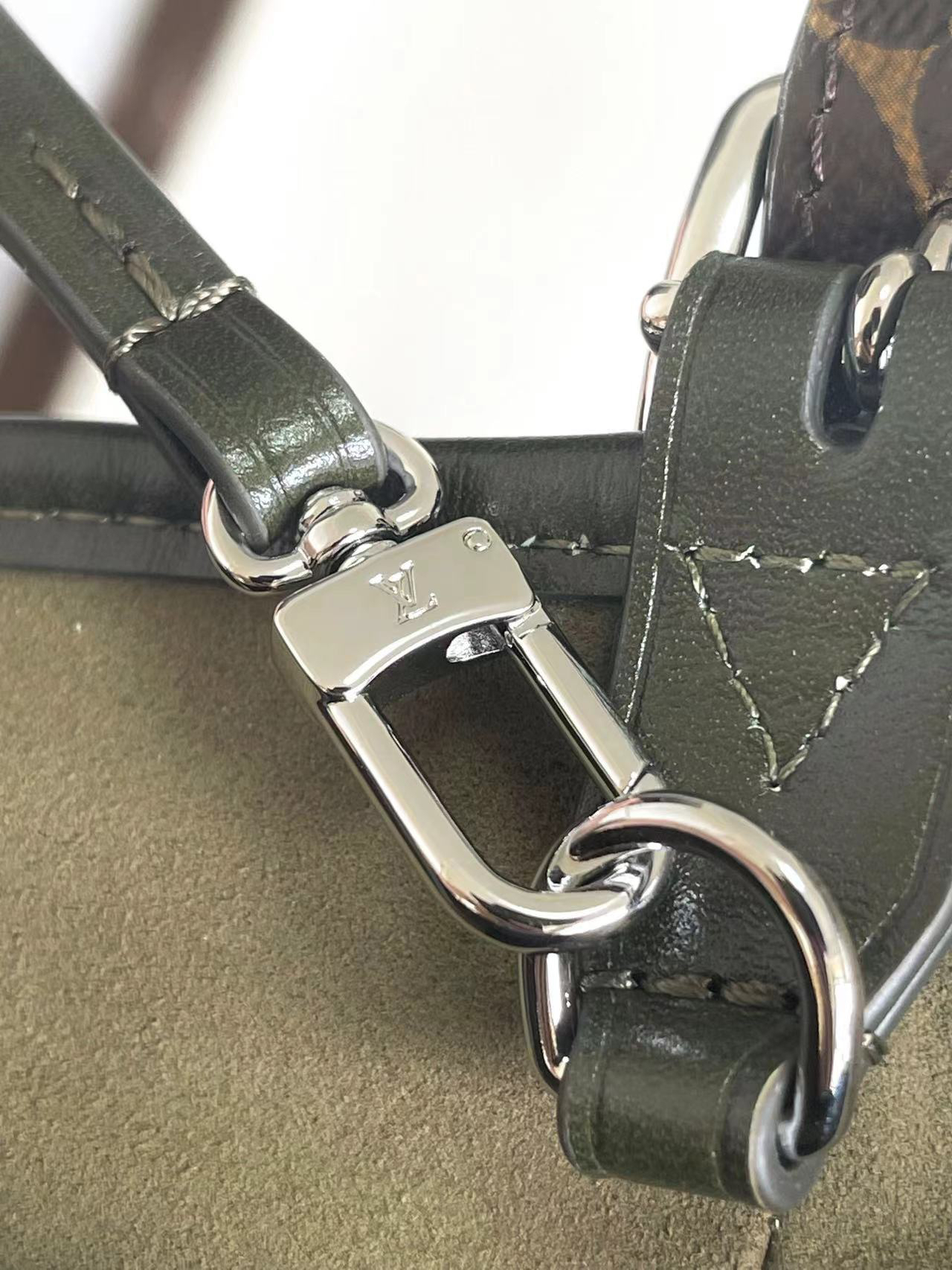 CarryAll Dark Medium Lambskin Handbag - Image 6