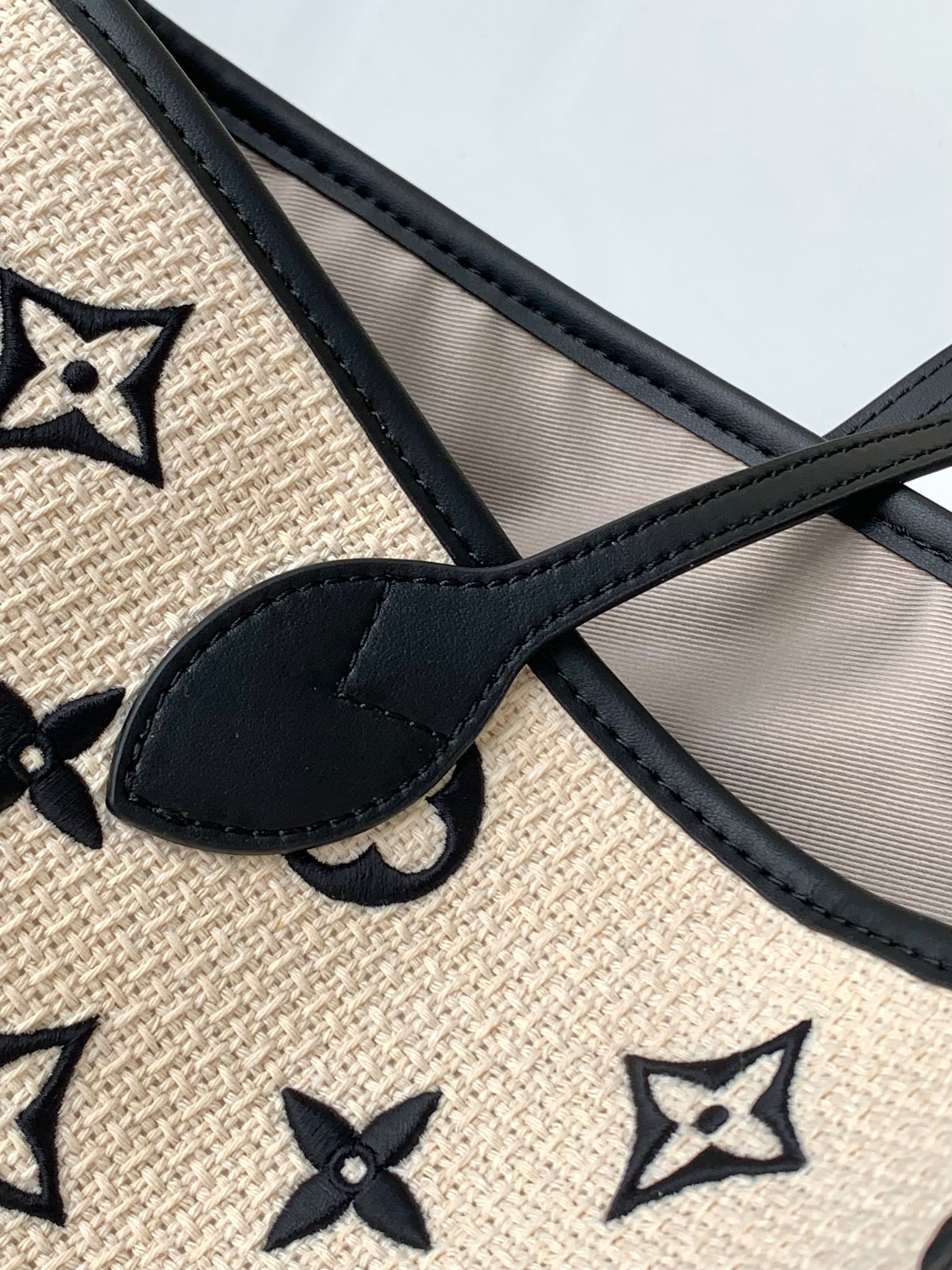Louis Vuitton Neverfull MM By the Pool Tote Bag - Image 6