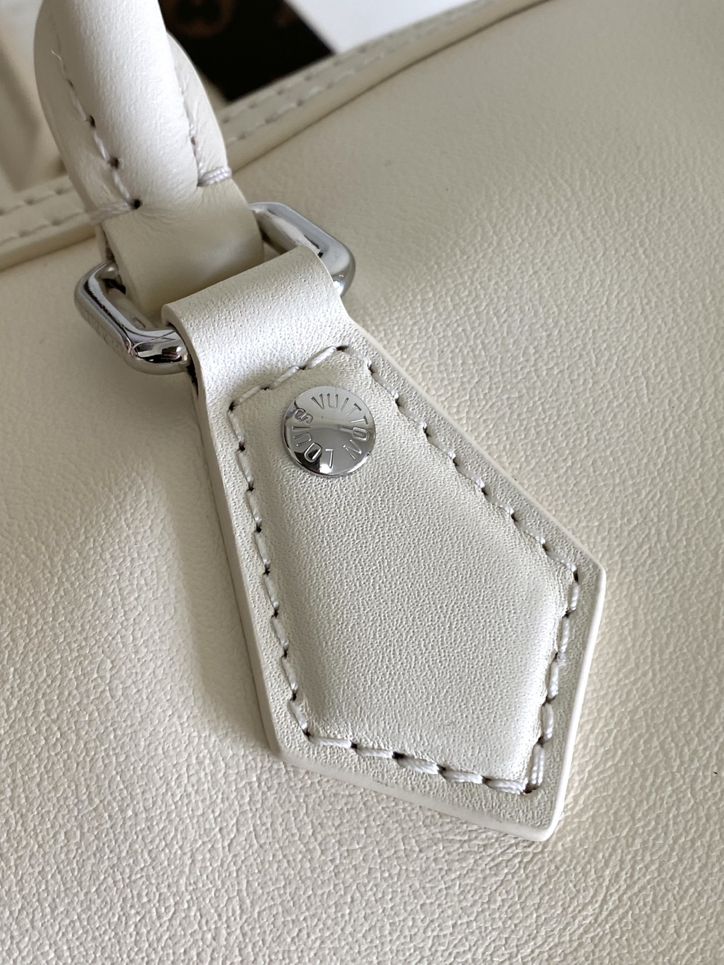 Louis Vuitton Speedy Cargo Handbag - Image 6