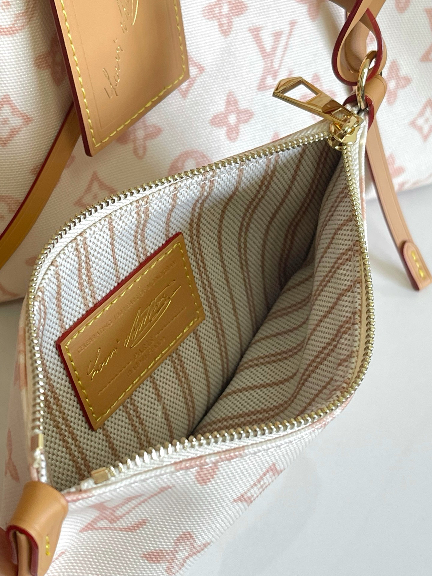Louis Vuitton CarryAll Small Monogram Canvas Shoulder Bag - Image 6