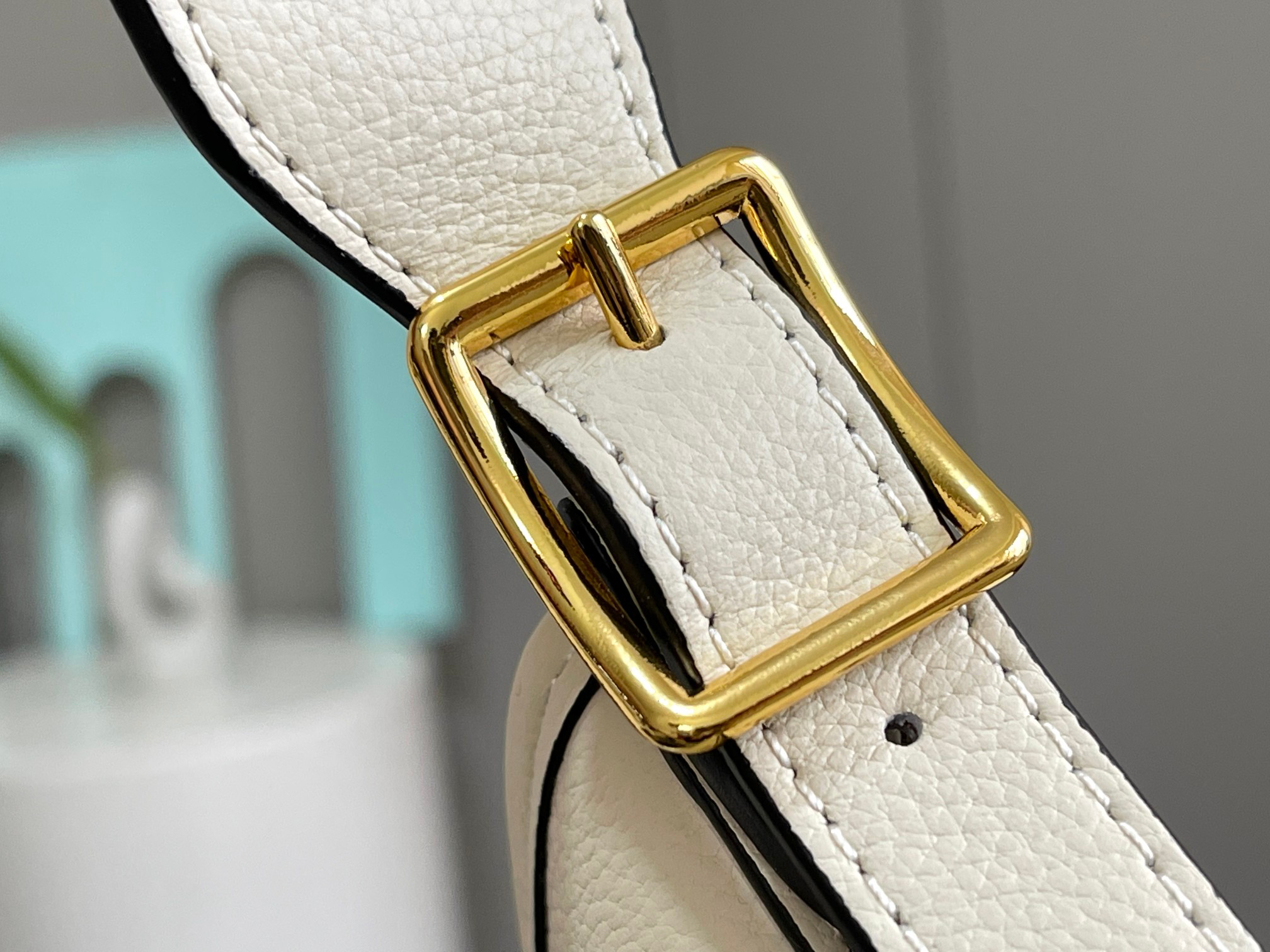 Louis Vuitton CarryAll Small Shoulder Bag in Monogram Empreinte Leather - Image 6
