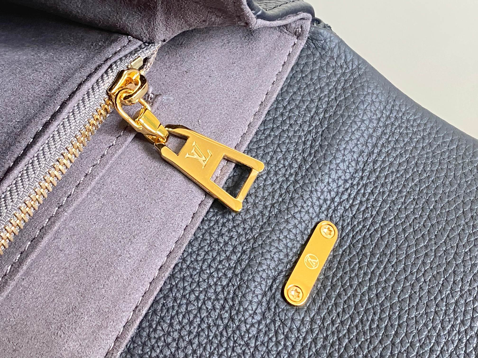 Louis Vuitton Madeleine Medium Handbag in Monogram Empreinte Leather - Image 6