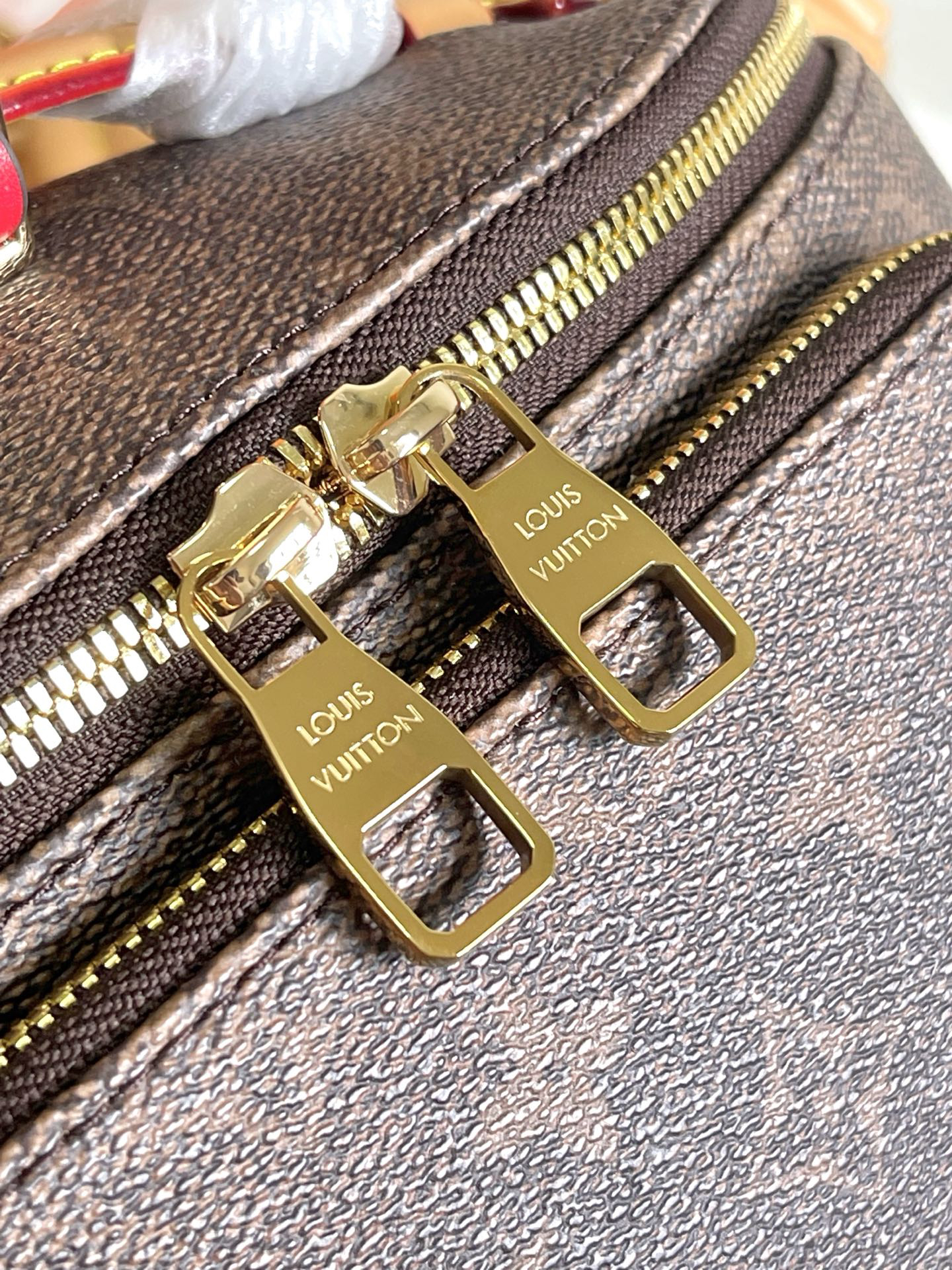 Louis Vuitton M11539 Rush Monogram Dust Belt Bag - Image 6