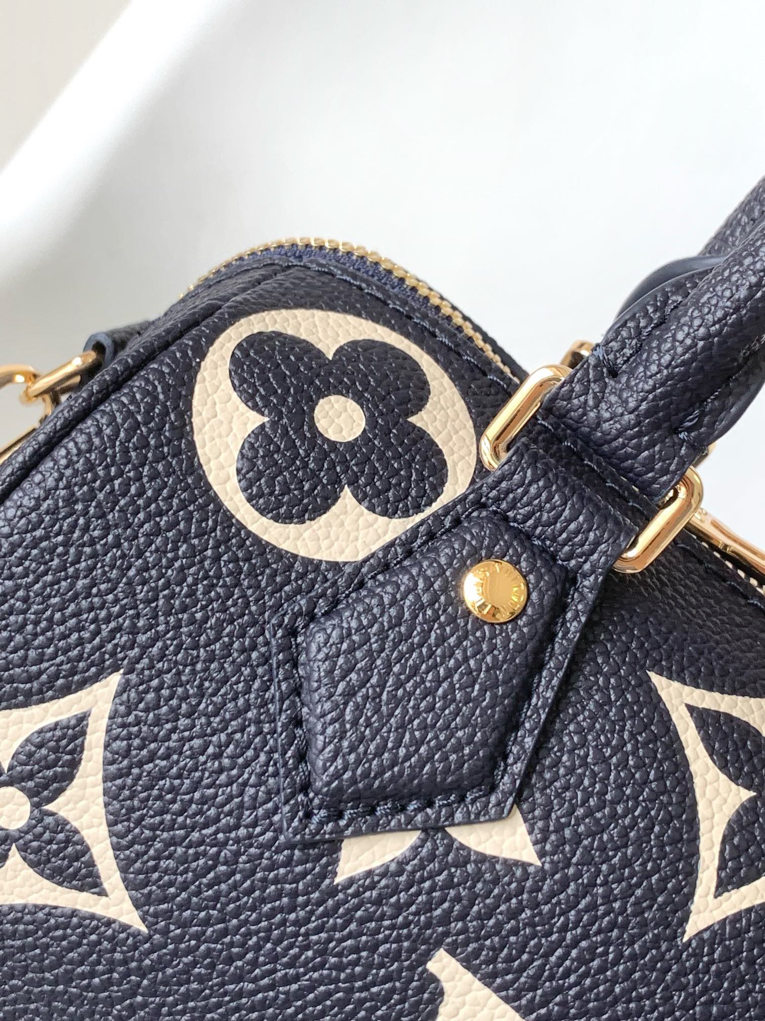 Louis Vuitton Speedy Bandoulière 20 Handbag - Image 6
