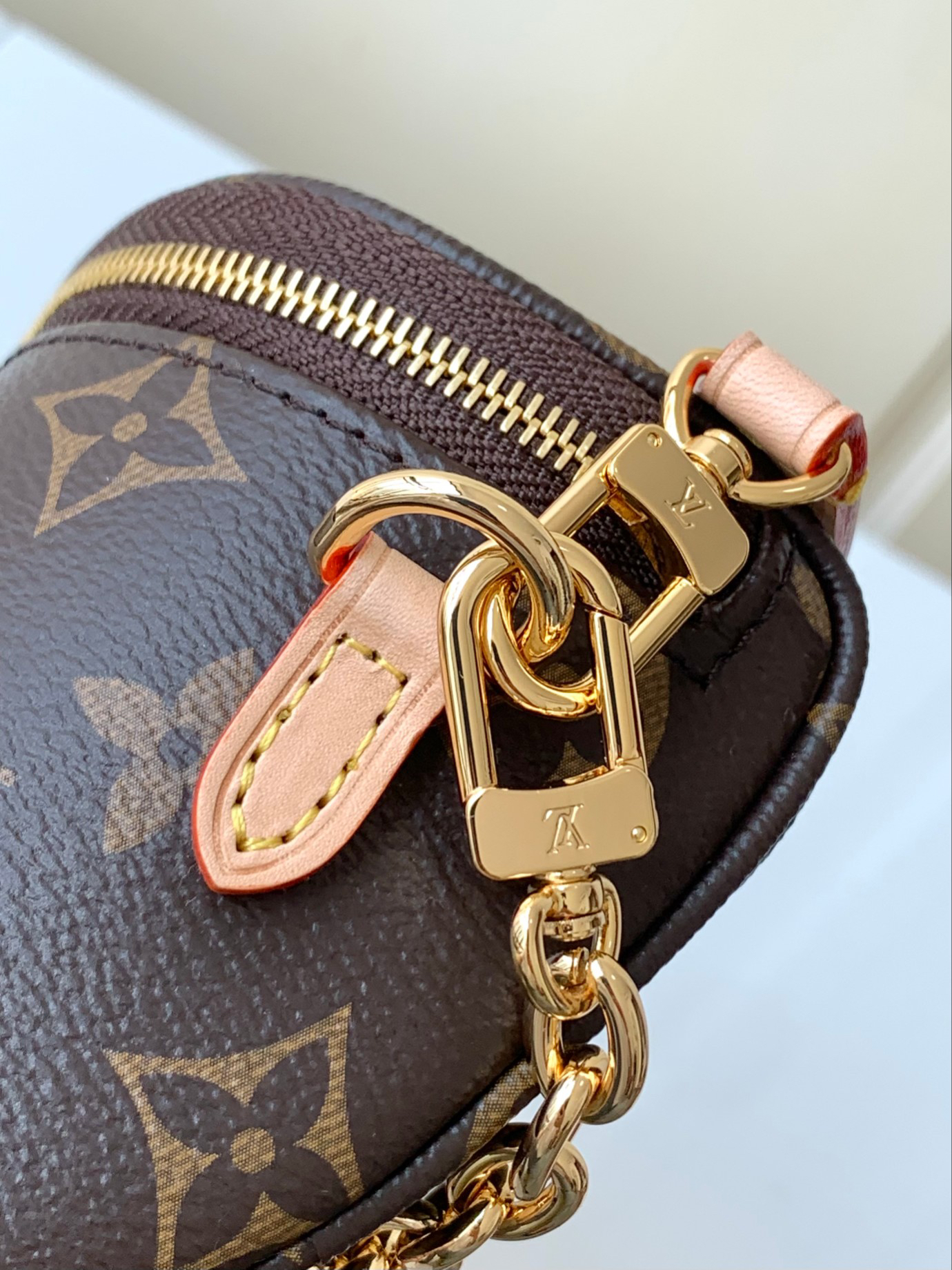 Louis Vuitton Mini Bumbag in Monogram Empreinte Leather - Image 6