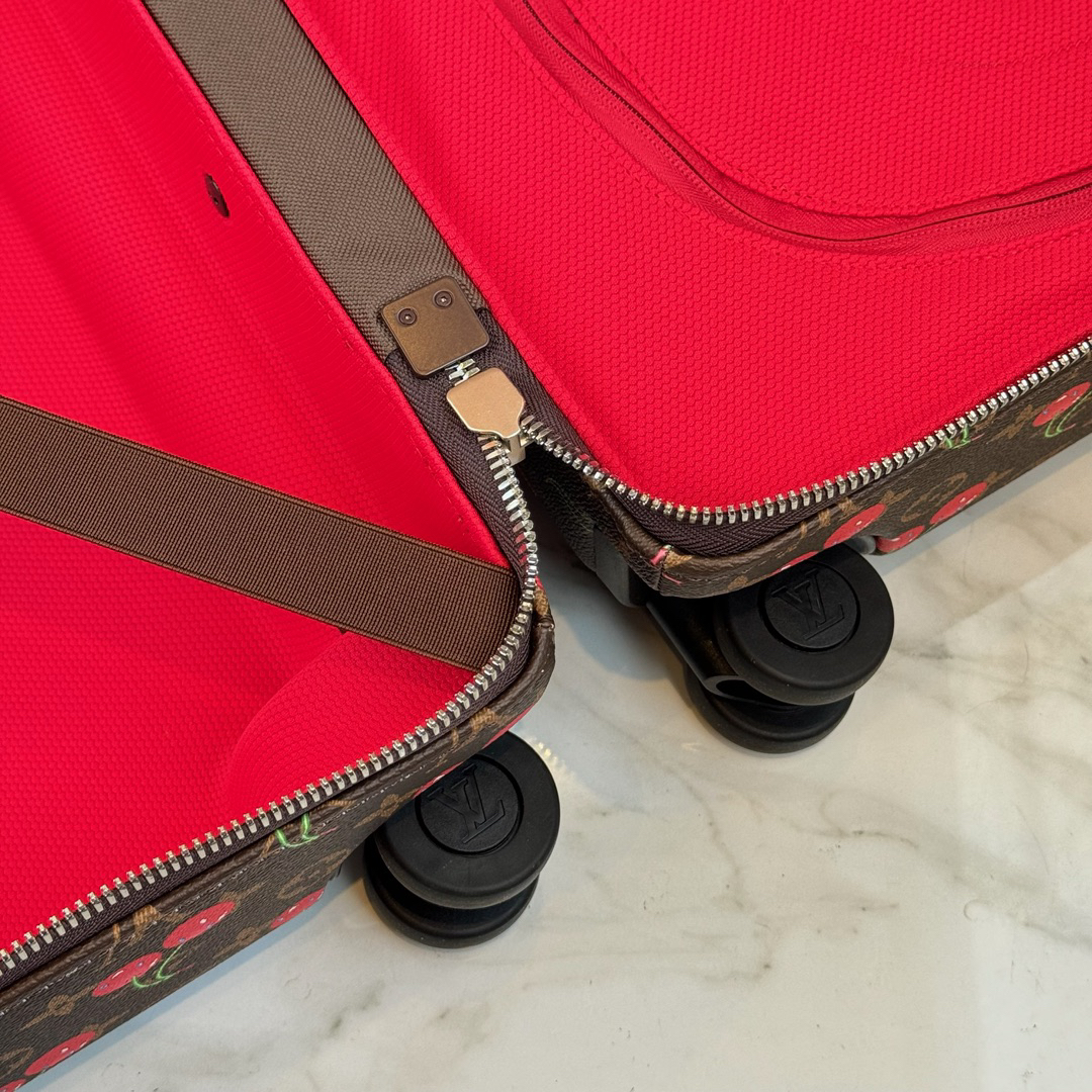 Louis Vuitton Horizon 55 Monogram Edlie Four-Wheel Carry-On Suitcase - Image 6