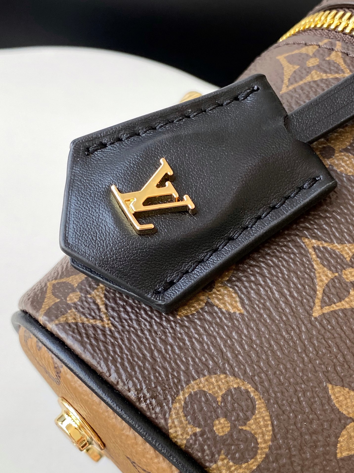 Louis Vuitton Nice Cosmetic Bag M47128 - Image 6