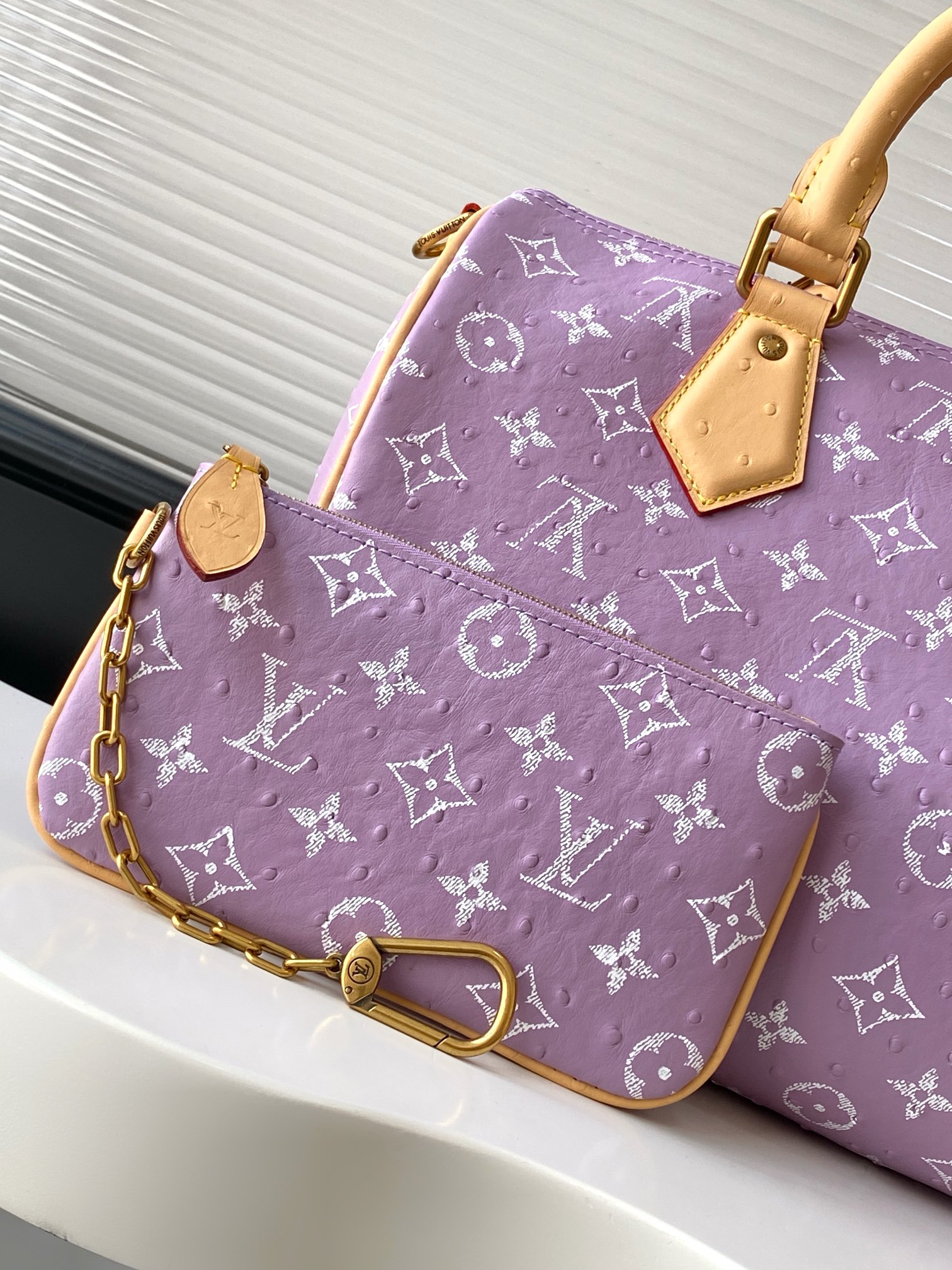 Speedy P9 Bandouliere 30 Monogram Leather Handbag - Image 6