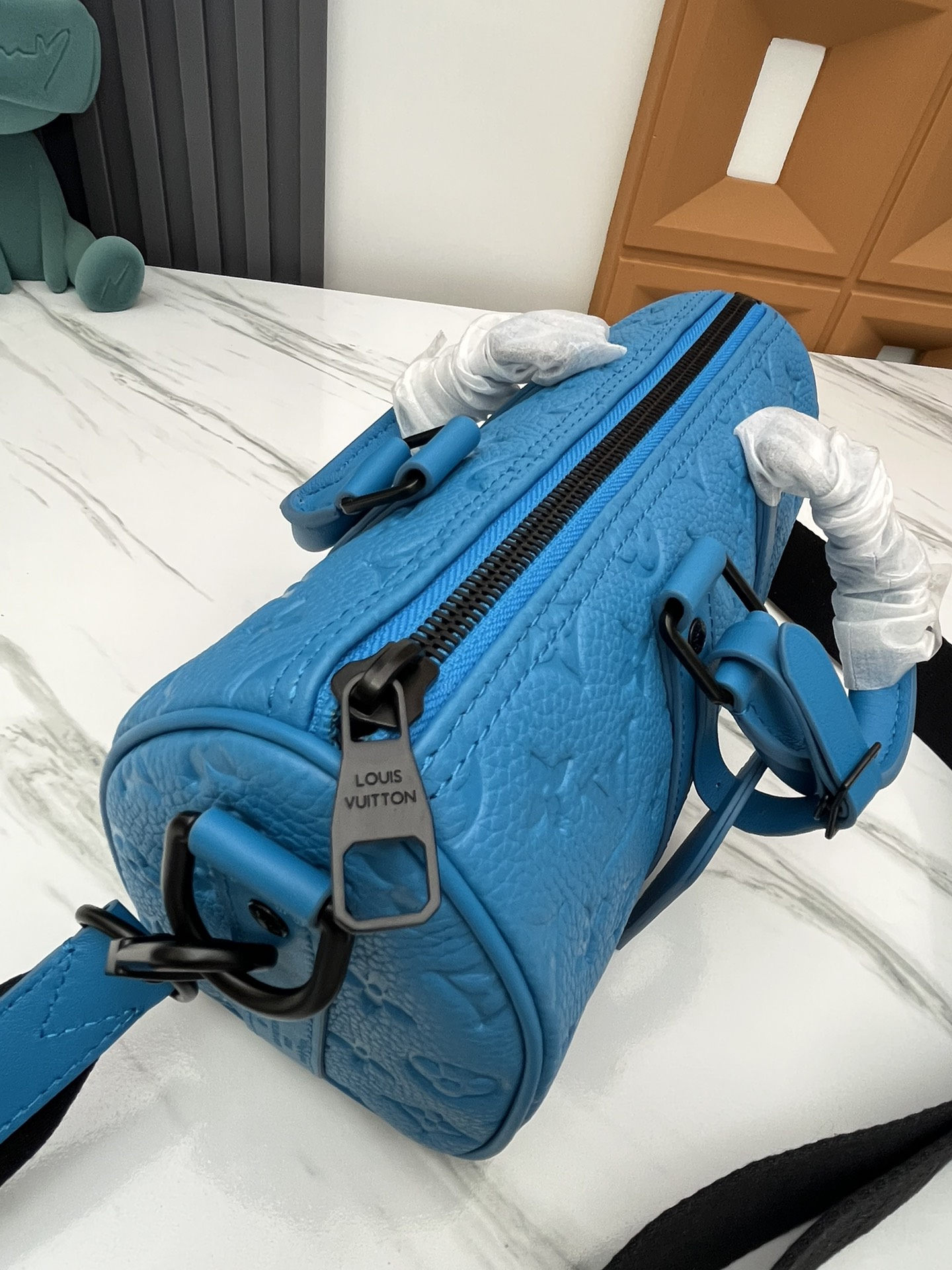 Louis Vuitton Keepall Mini Travel Bag in Blue Taurillon Monogram Leather - Image 6