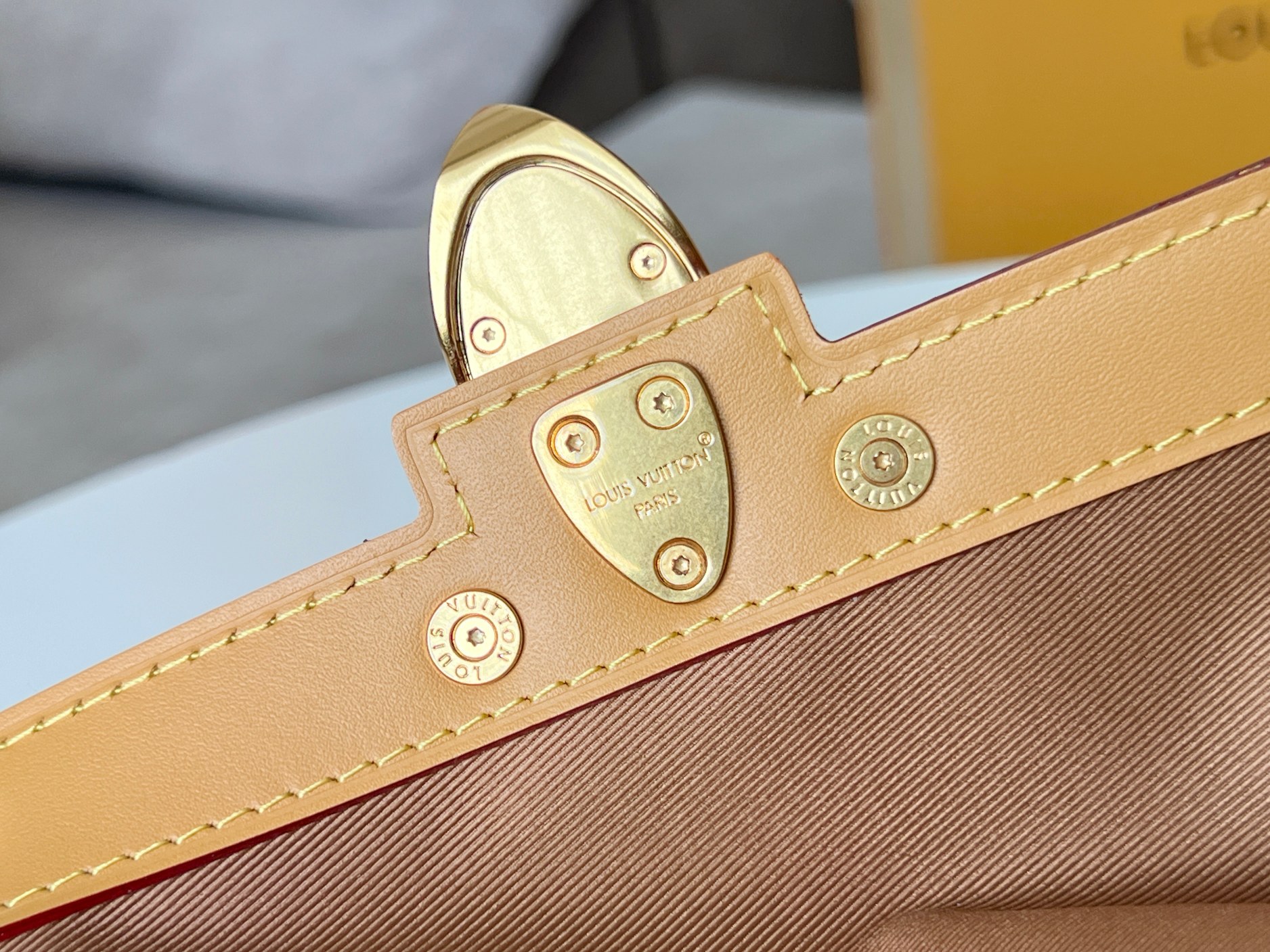 Louis Vuitton Soul Trunk Crossbody Bag M11535 - Image 6