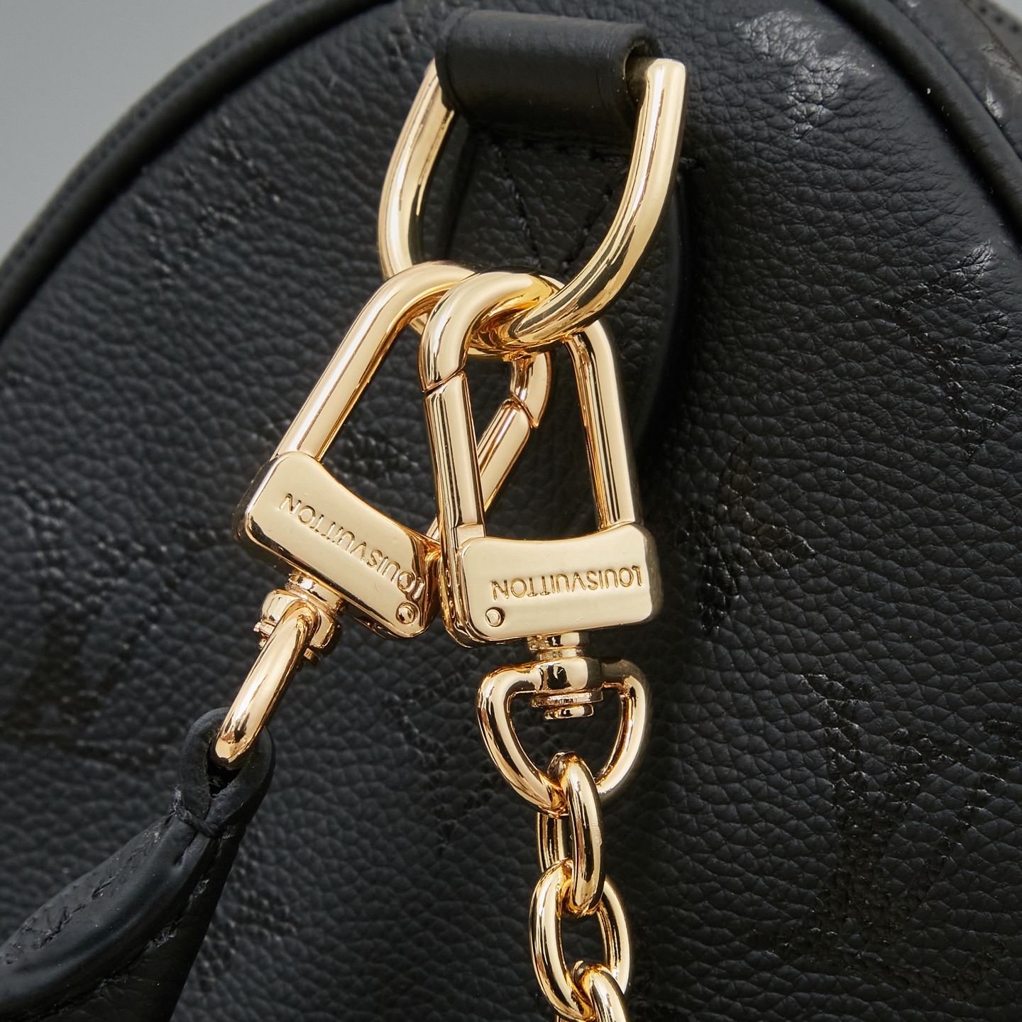 Louis Vuitton Speedy Bandouliere 25 Handbag - White - Image 6