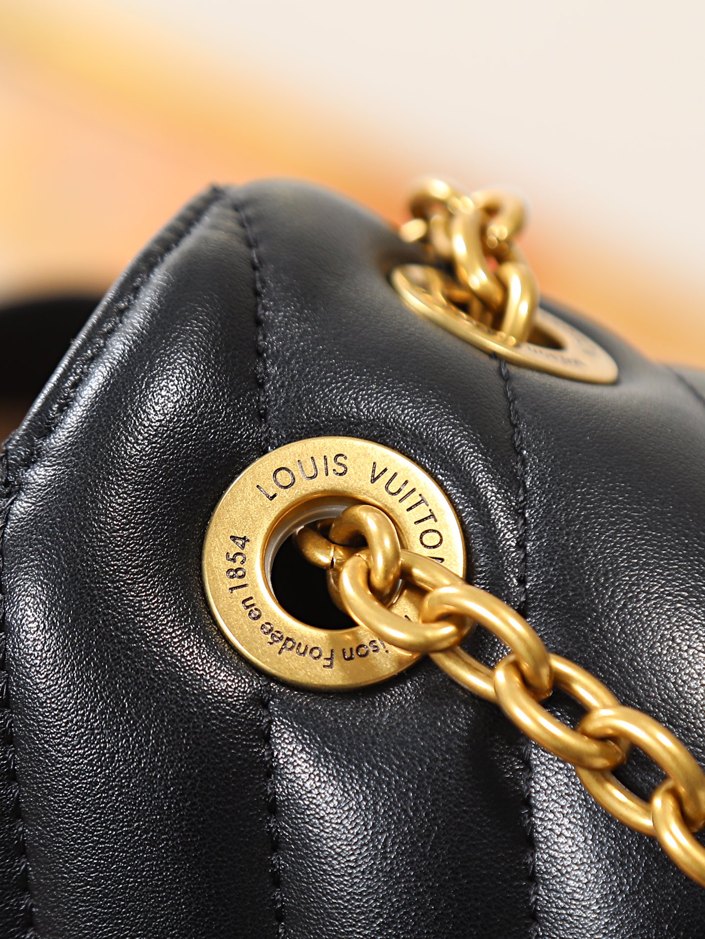 Louis Vuitton New Wave Chain Shoulder Bag M58552 - Image 6