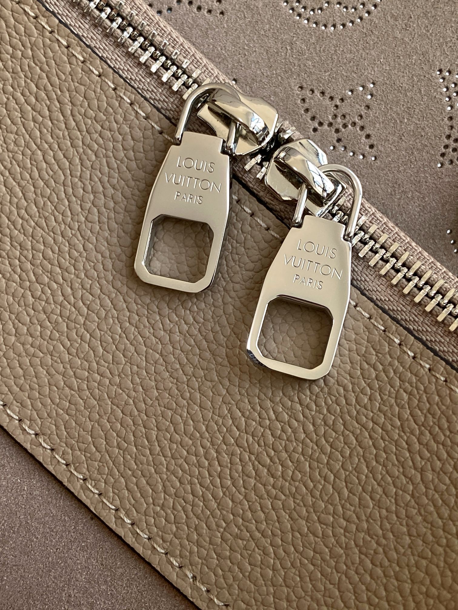 Bella Tote Bag M14316 - Image 6
