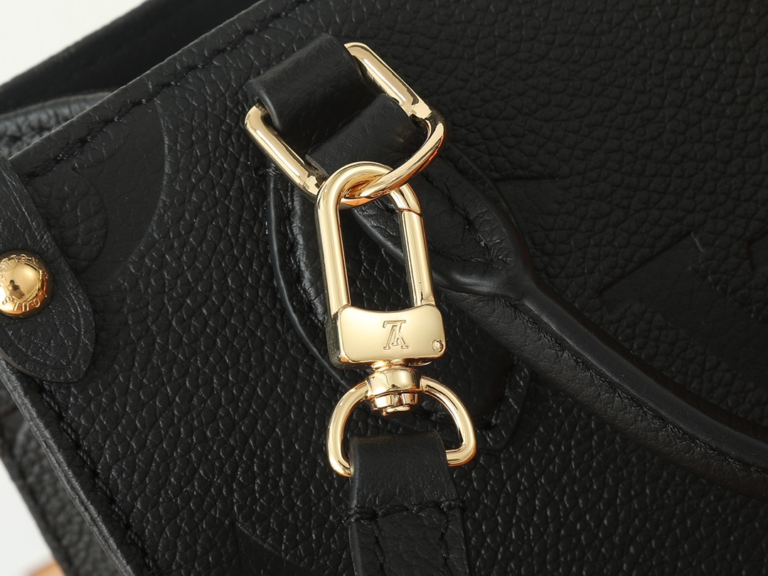 Louis Vuitton OnTheGo BB Monogram Empreinte Leather Crossbody Bag - Image 6