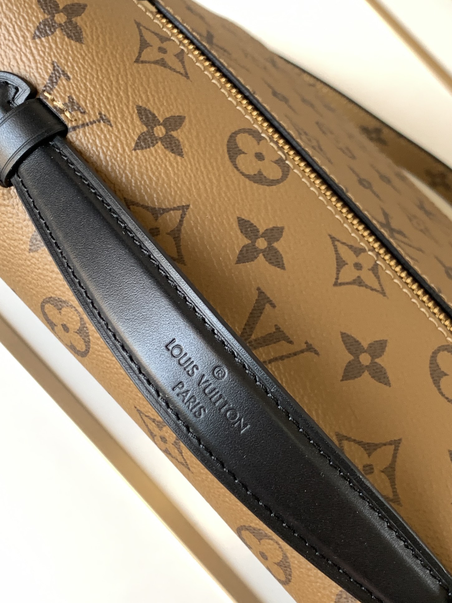 Louis Vuitton Pochette Metis Monogram Shoulder Bag - Image 6