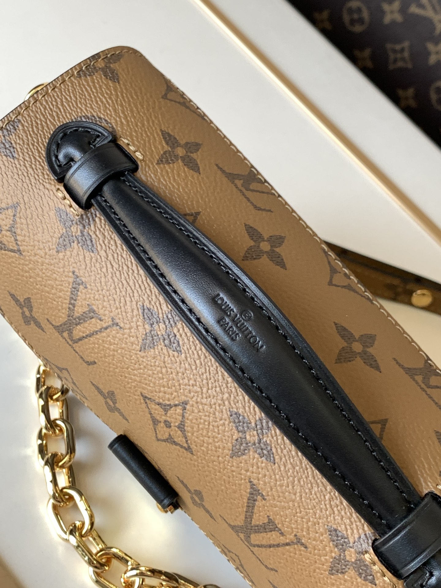 Louis Vuitton Pochette Metis East West Monogram Shoulder Bag - Image 6