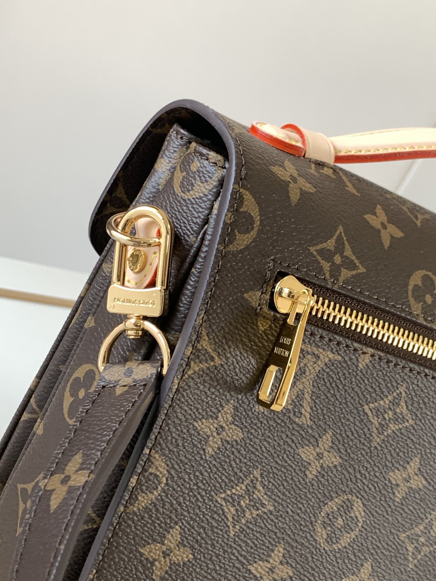 Louis Vuitton Pochette Metis Monogram Canvas Shoulder Bag - Image 6