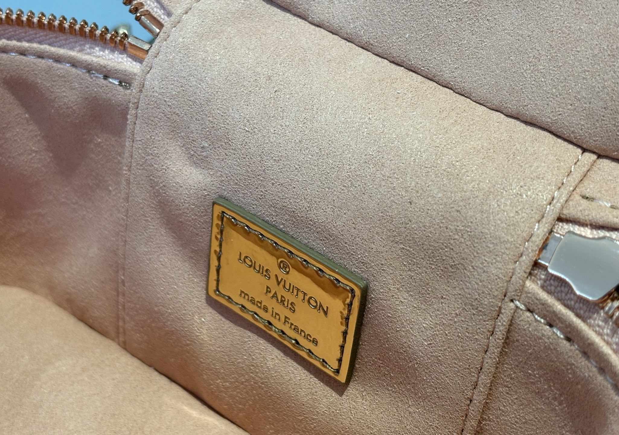 Louis Vuitton Vanity Chain Pouch Rose Gold - Image 6