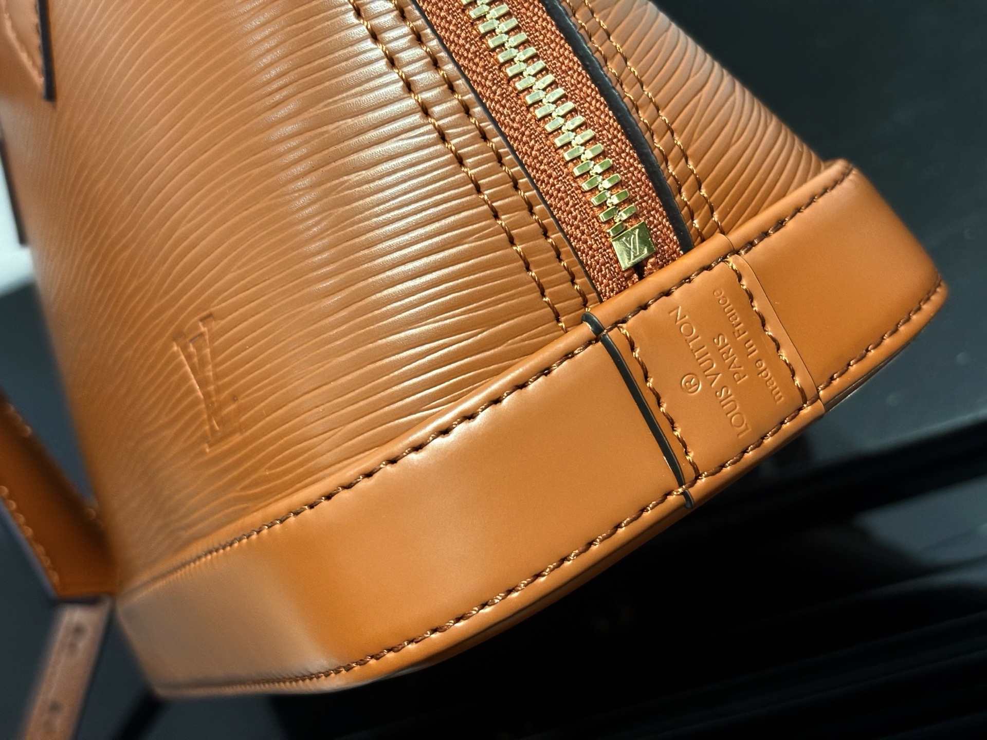 Alma BB Brown Epi Leather Handbag - Image 6