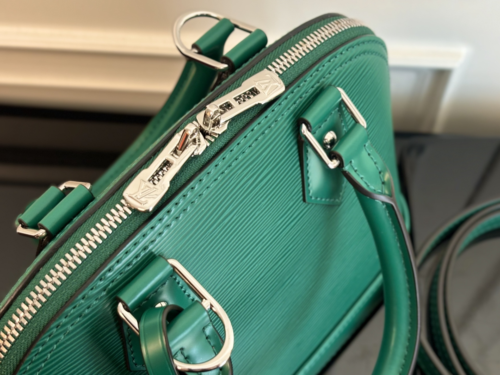 Alma BB Green Epi Leather Handbag - Image 6