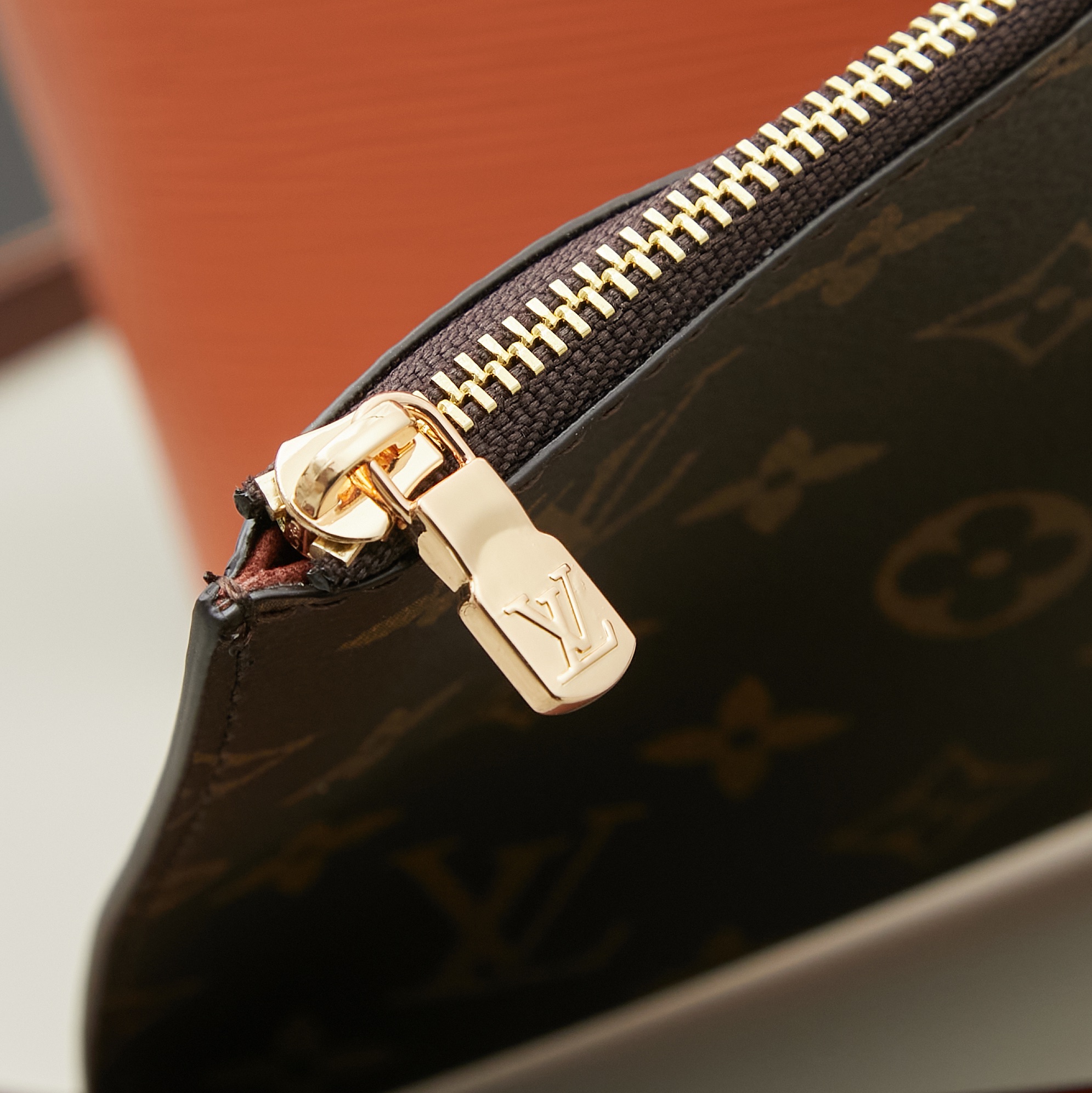 Louis Vuitton Neverfull MM Epi Leather Tote Bag Black - Image 6