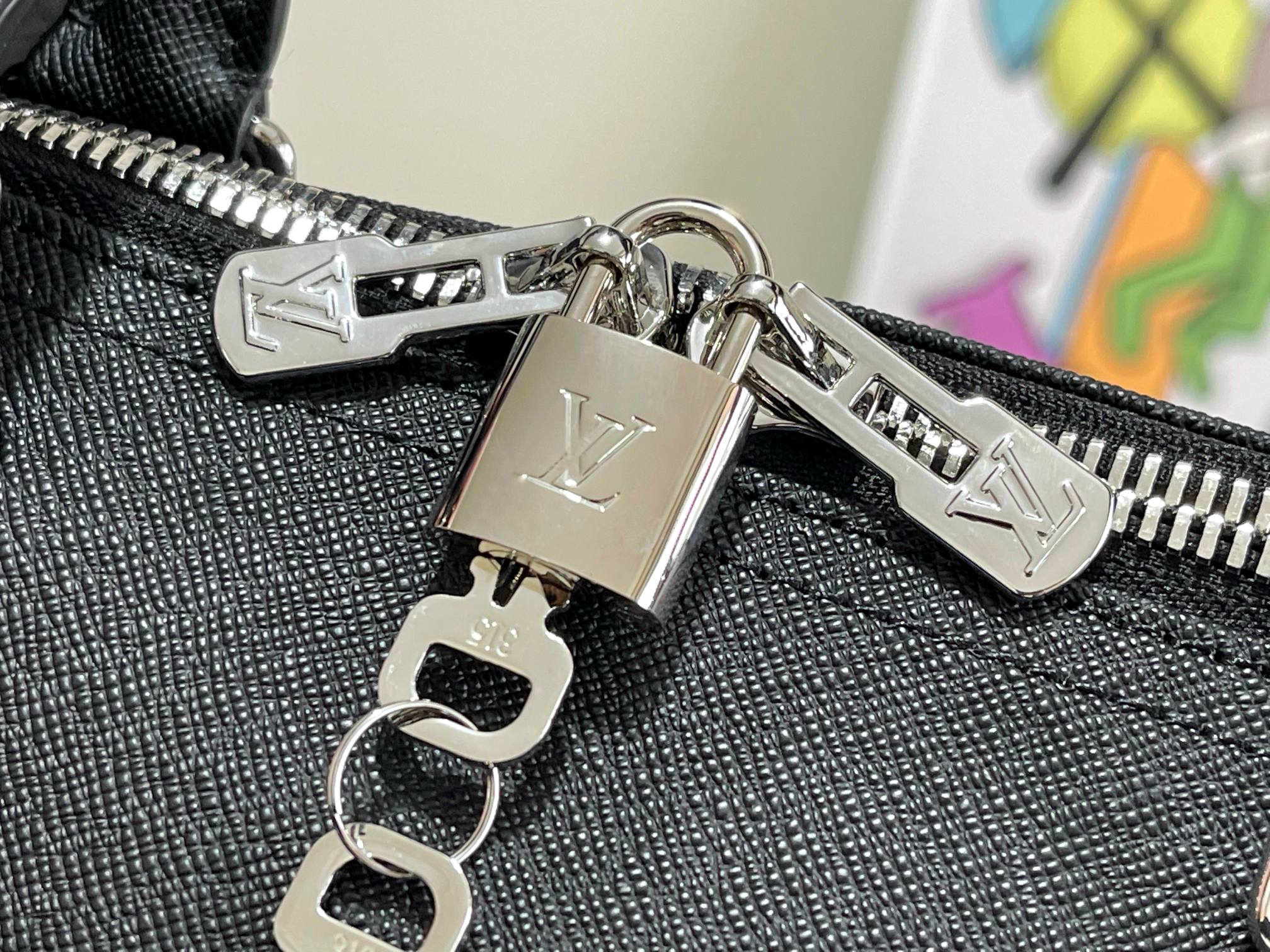 Louis Vuitton Keepall 50 Travel Bag - Image 6