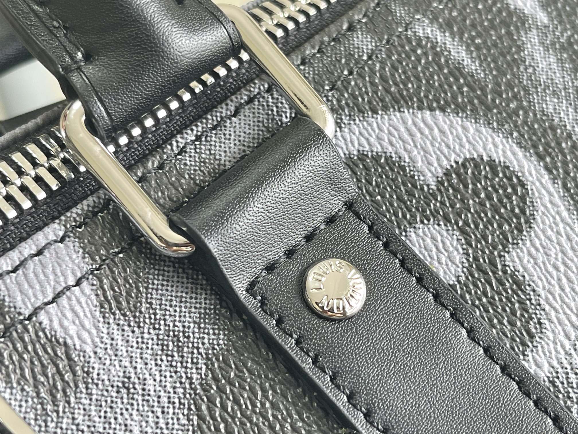 Louis Vuitton Keepall Bandouliere 50 Travel Bag - Image 6