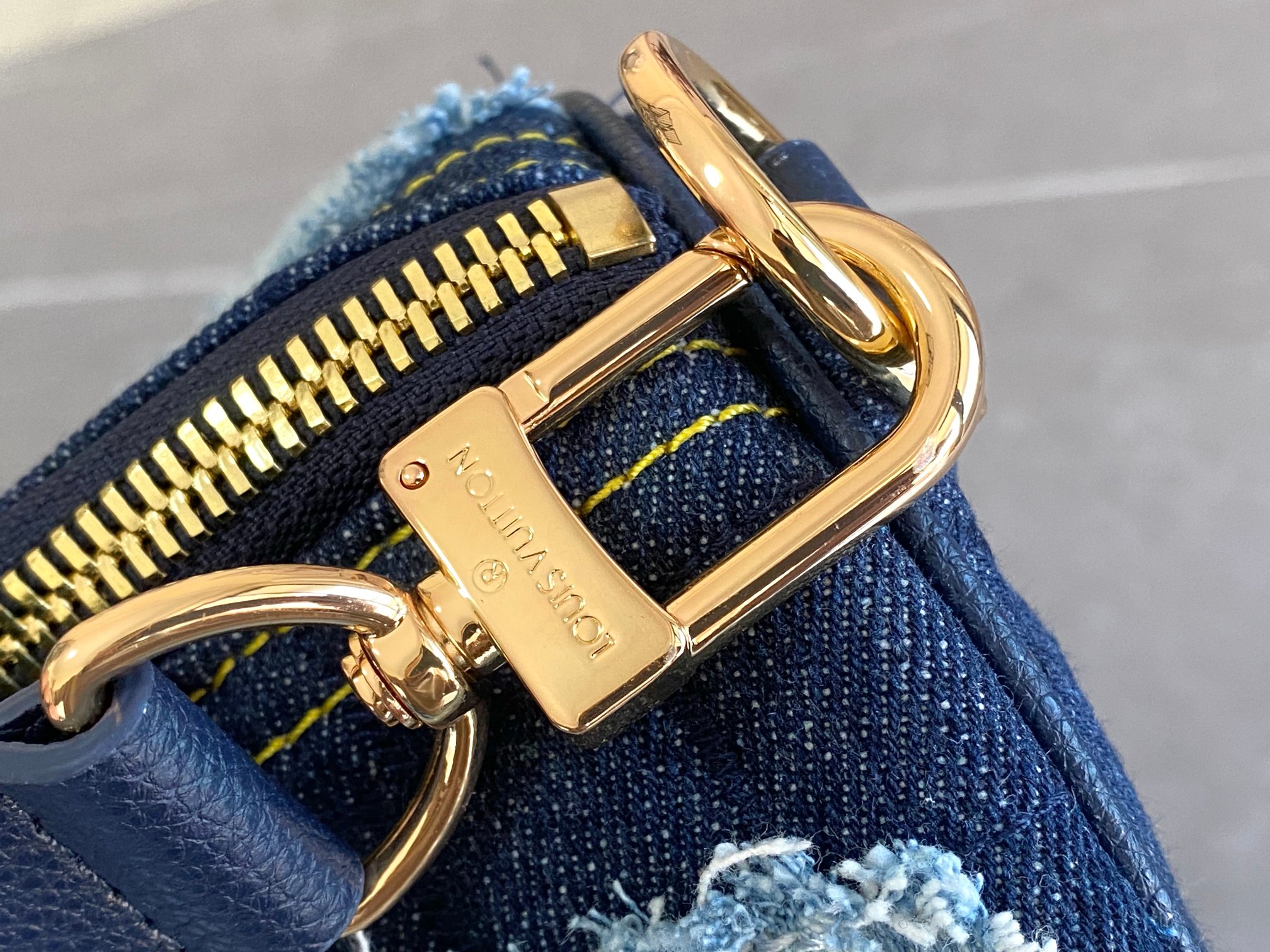 Louis Vuitton Keepall Bandouliere 50 Travel Bag - Image 6
