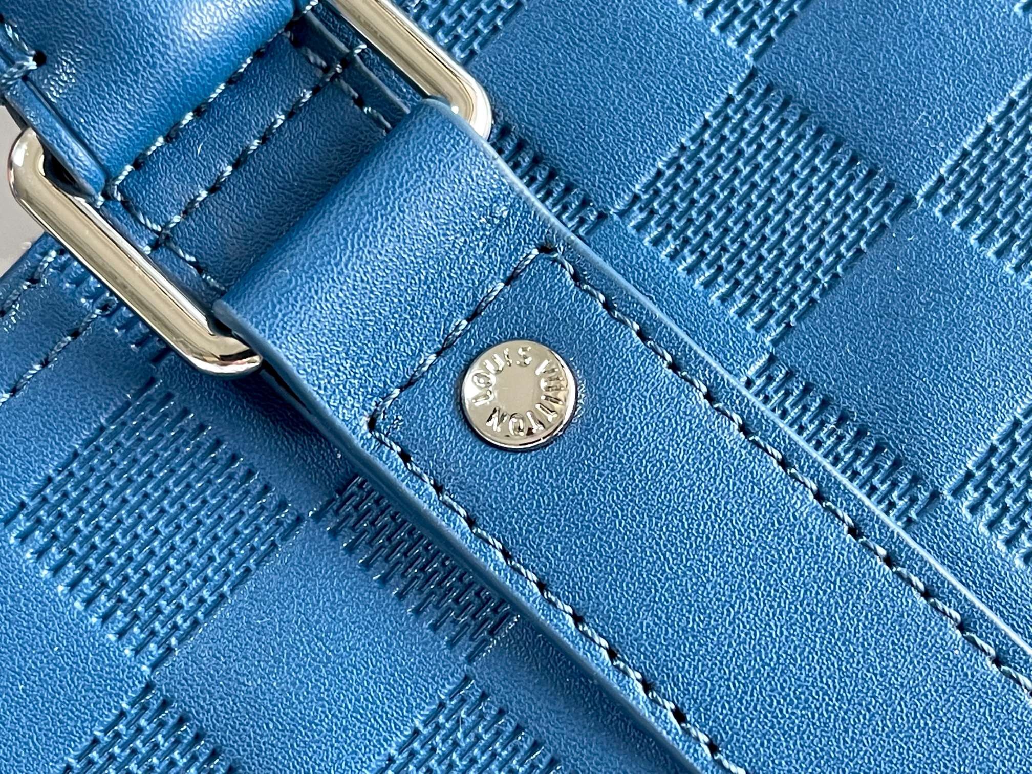 Louis Vuitton Keepall 45 Travel Bag - Image 6