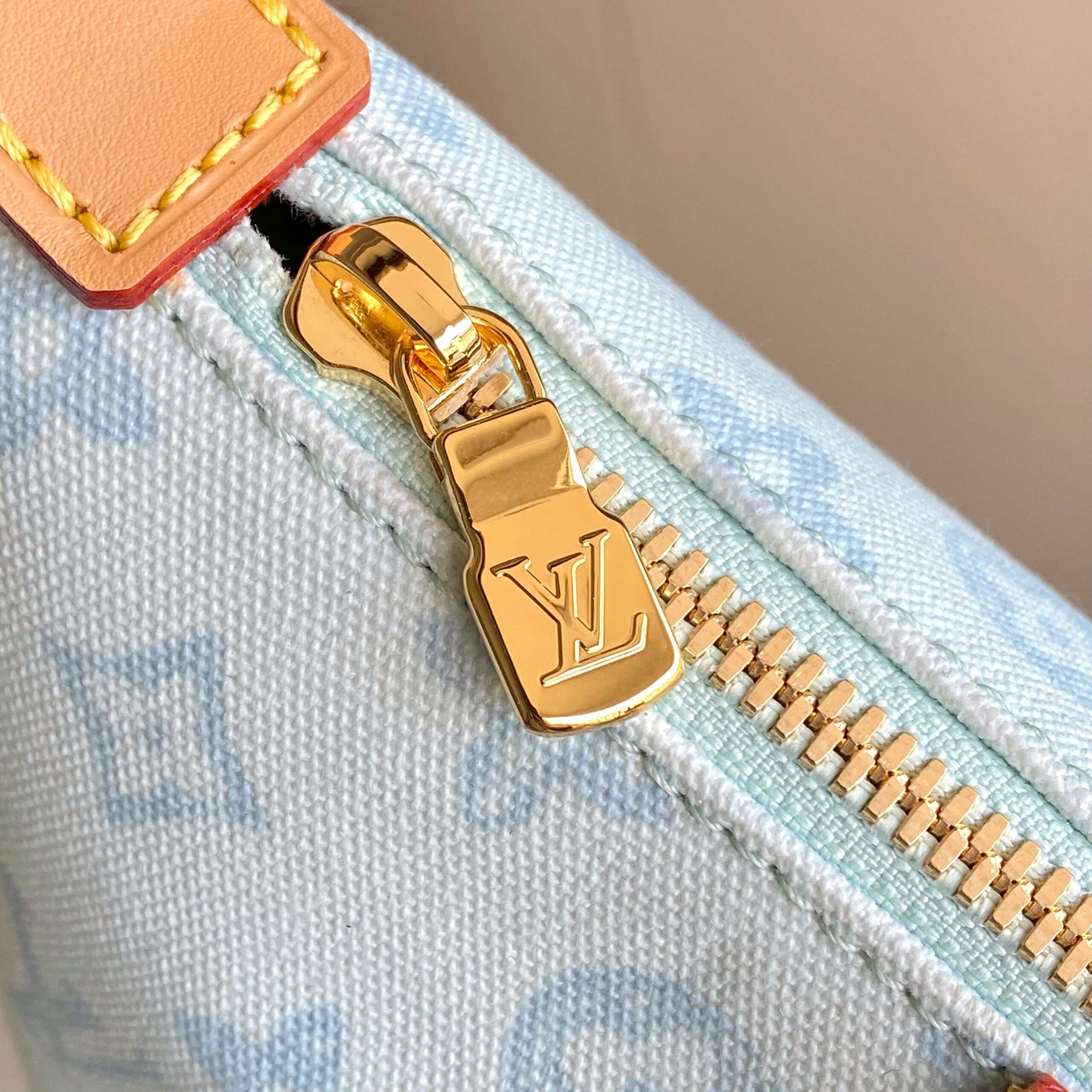Louis Vuitton Pochette Hills Monogram Origine Blue Shoulder Bag - Image 6