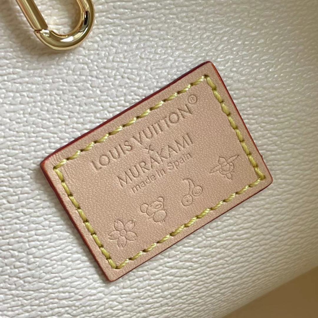 Louis Vuitton Neverwoof Medium Pet Carrier Bag - Image 6