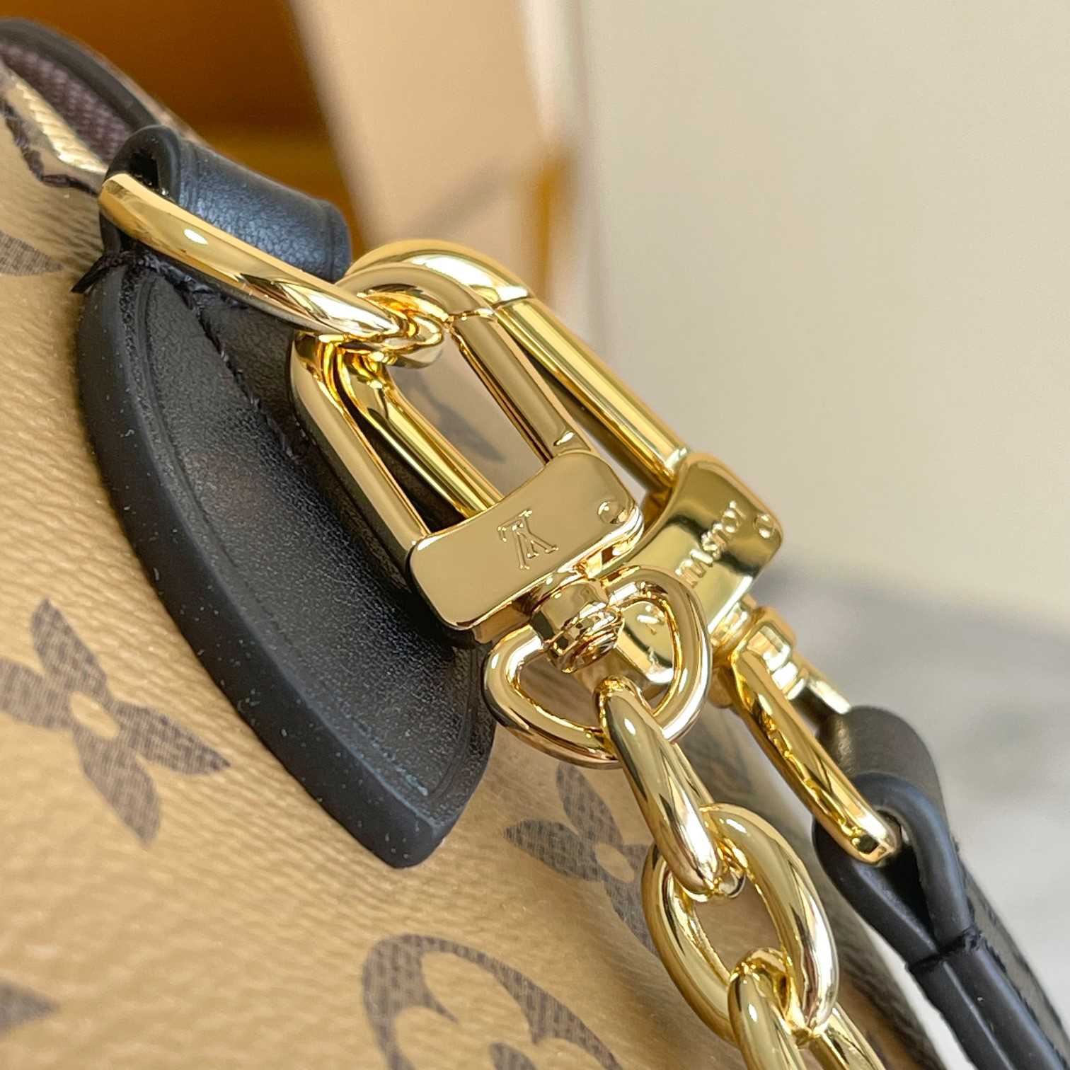 Louis Vuitton Speedy Trunk Handbag - Image 6