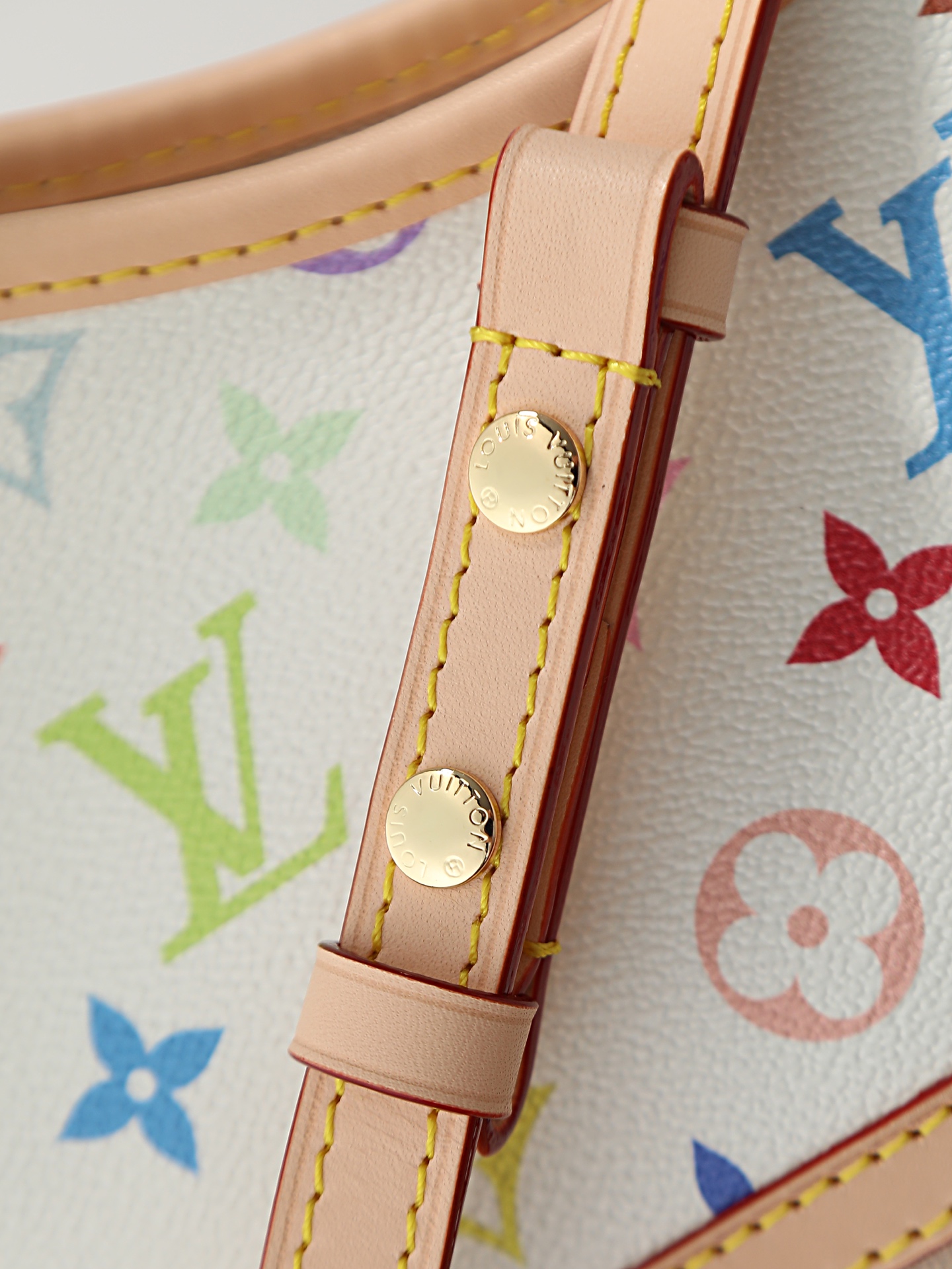 Louis Vuitton Lineup Monogram Crossbody Bag M27582 - Image 6