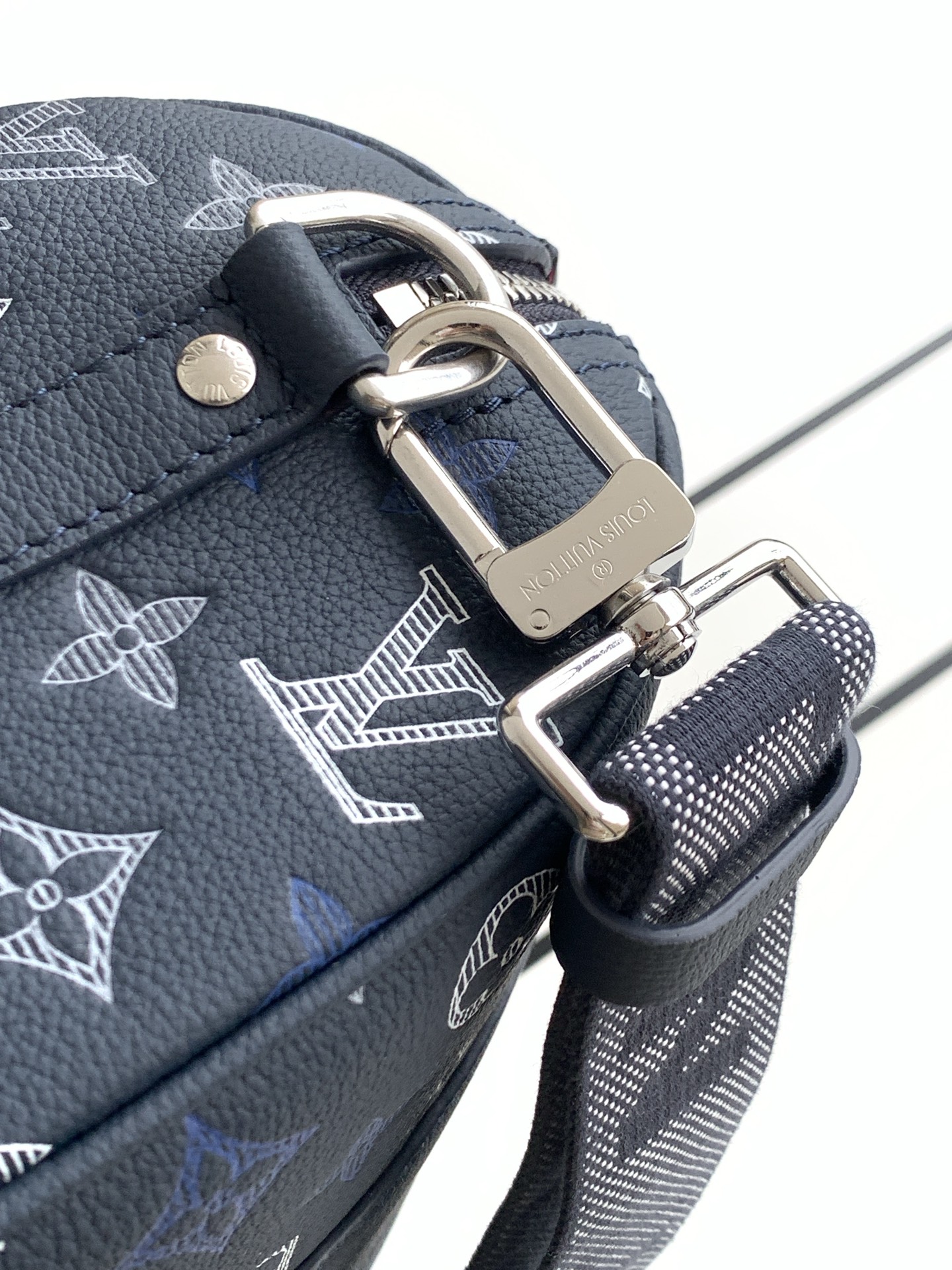 Louis Vuitton City Keepall Handbag in Monogram Shadow Leather - Image 6