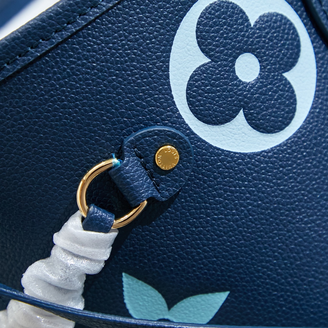 Louis Vuitton Neverfull Medium Tote Bag - Image 6