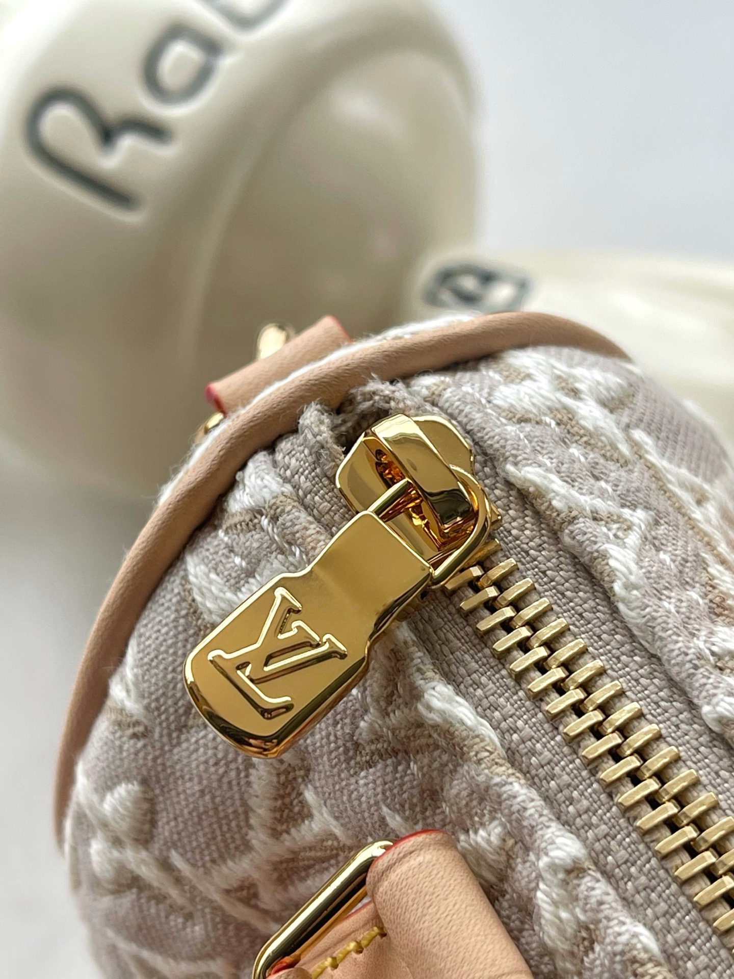 Louis Vuitton Nano Speedy Handbag M28502 White - Image 6