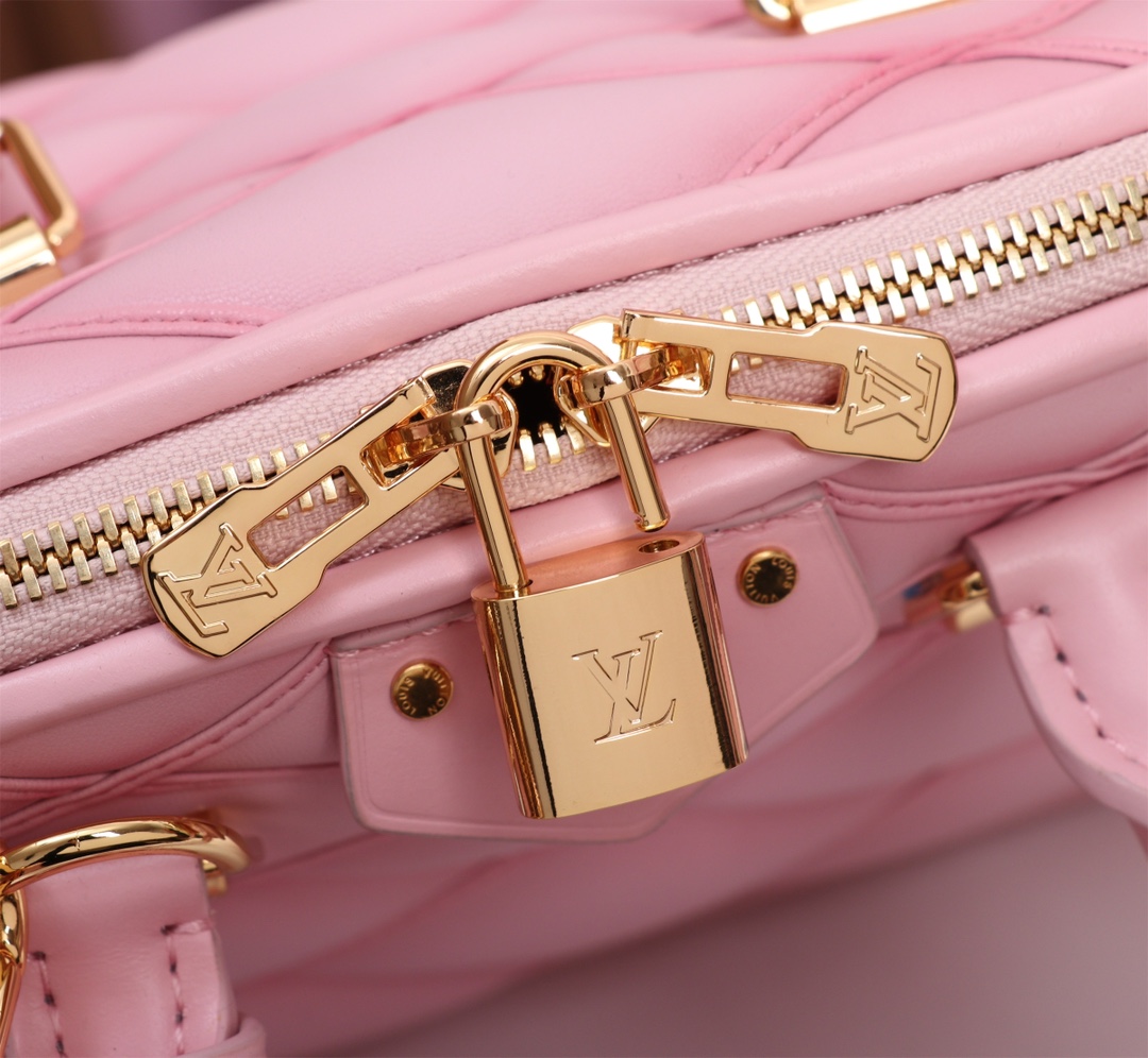 Louis Vuitton Alma BB Handbag - Image 6