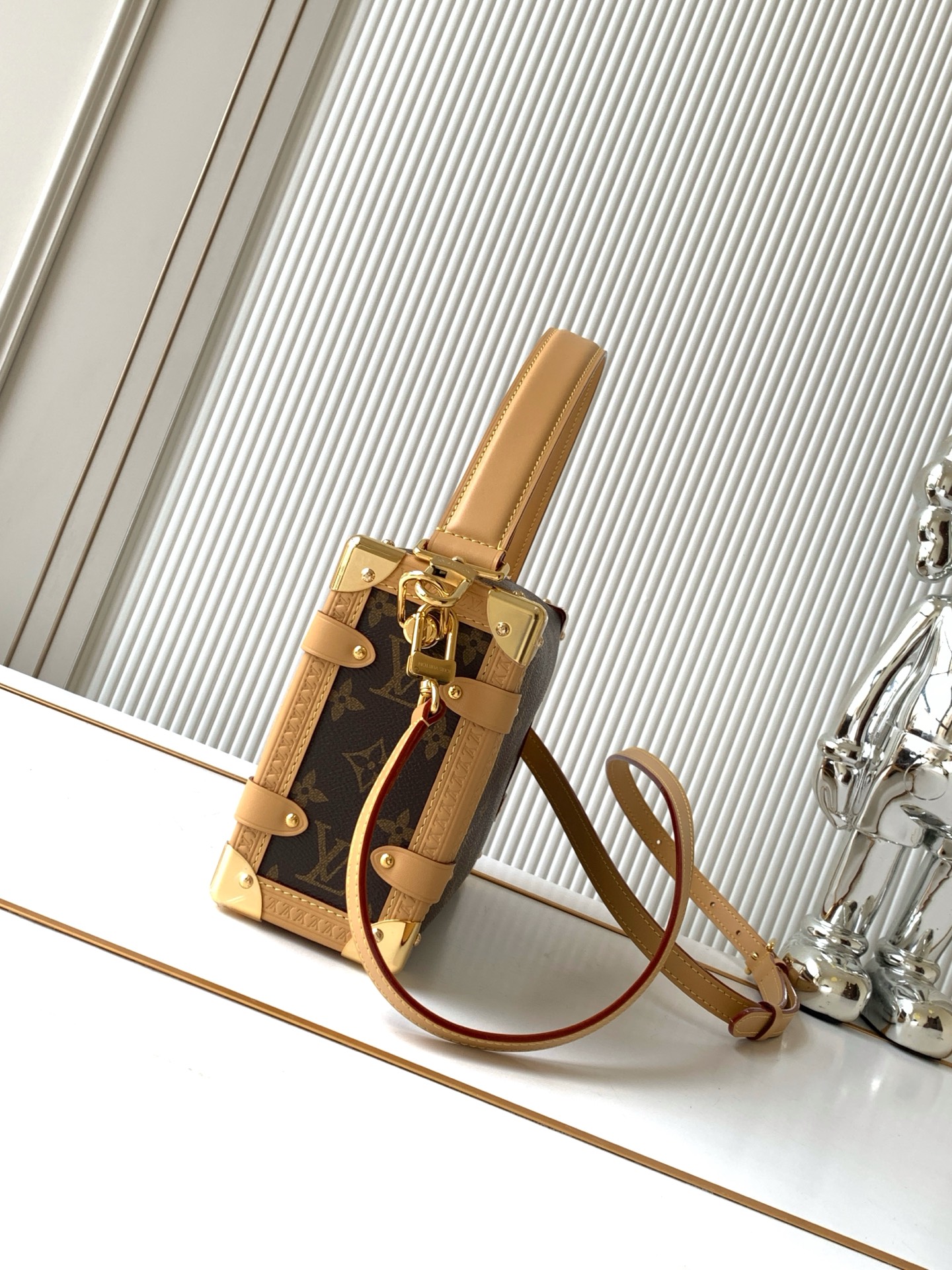 Louis Vuitton Pico Side Trunk Handbag - Image 6