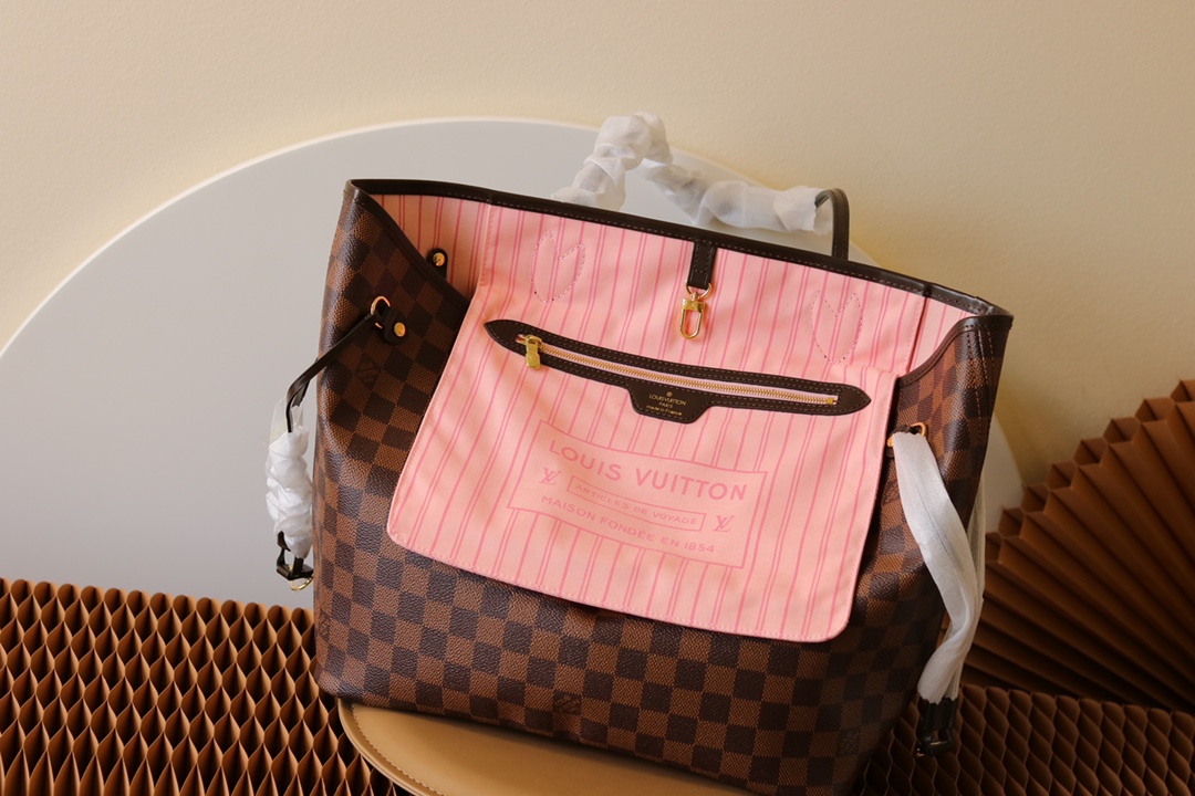 Neverfull MM Monogram Canvas Tote Bag - Image 6