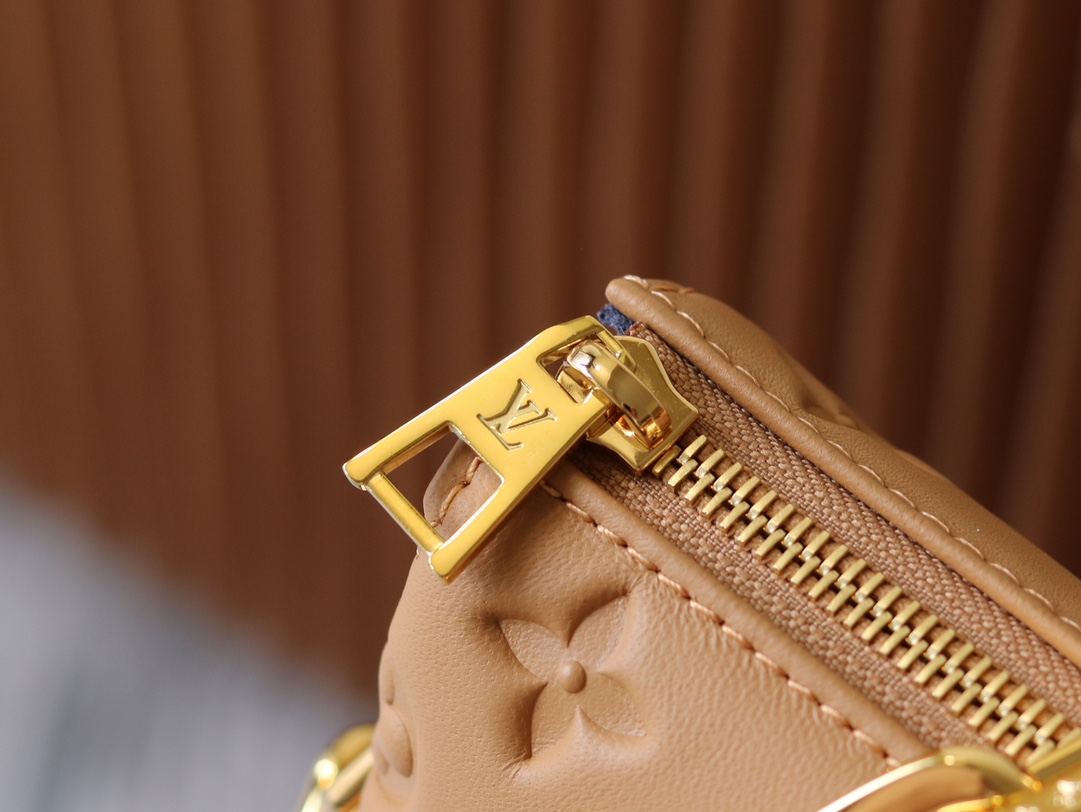 Louis Vuitton Coussin Small Handbag M57790 Black - Image 6
