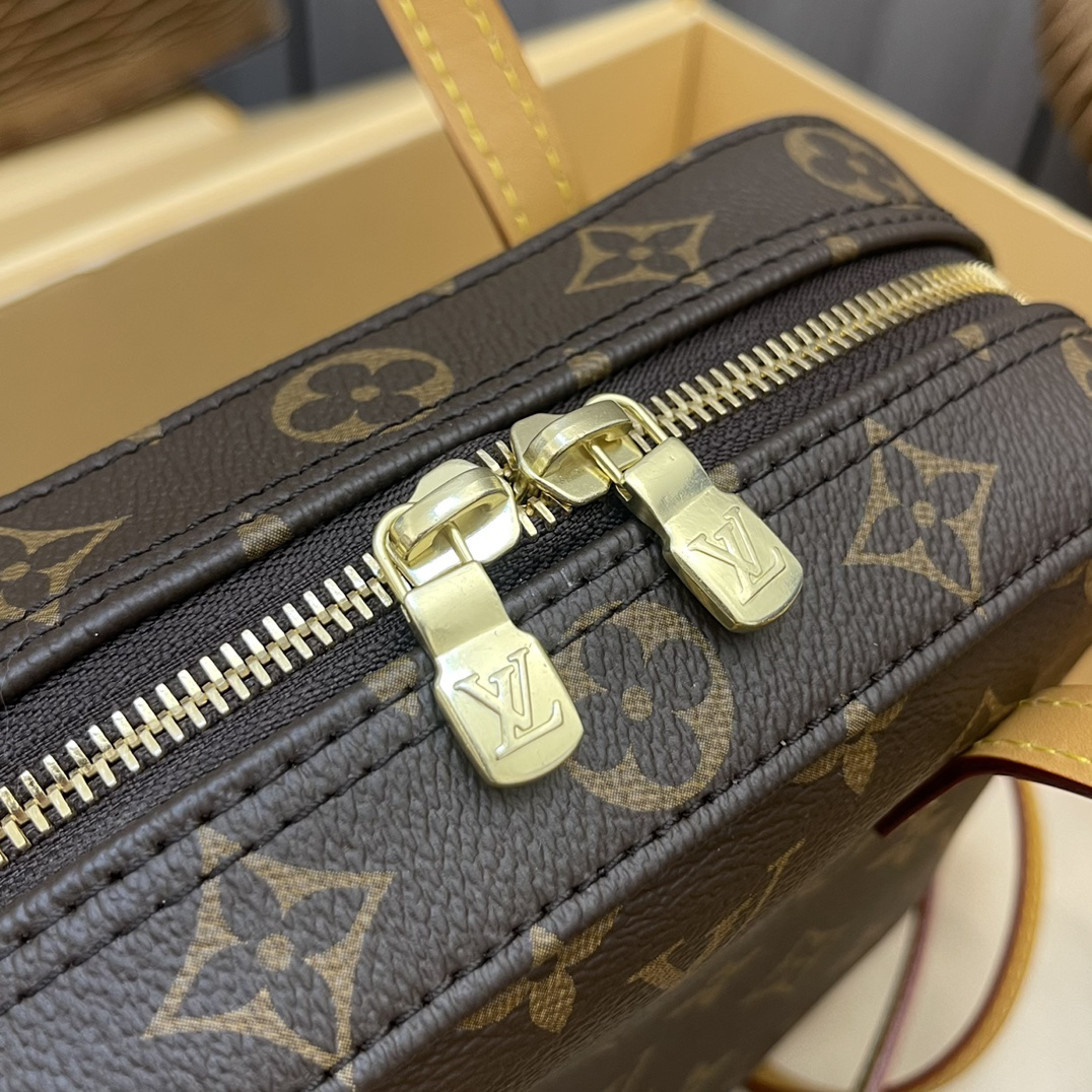 Louis Vuitton Nano Noé M47500 Monogram Shoulder Bag - Image 6