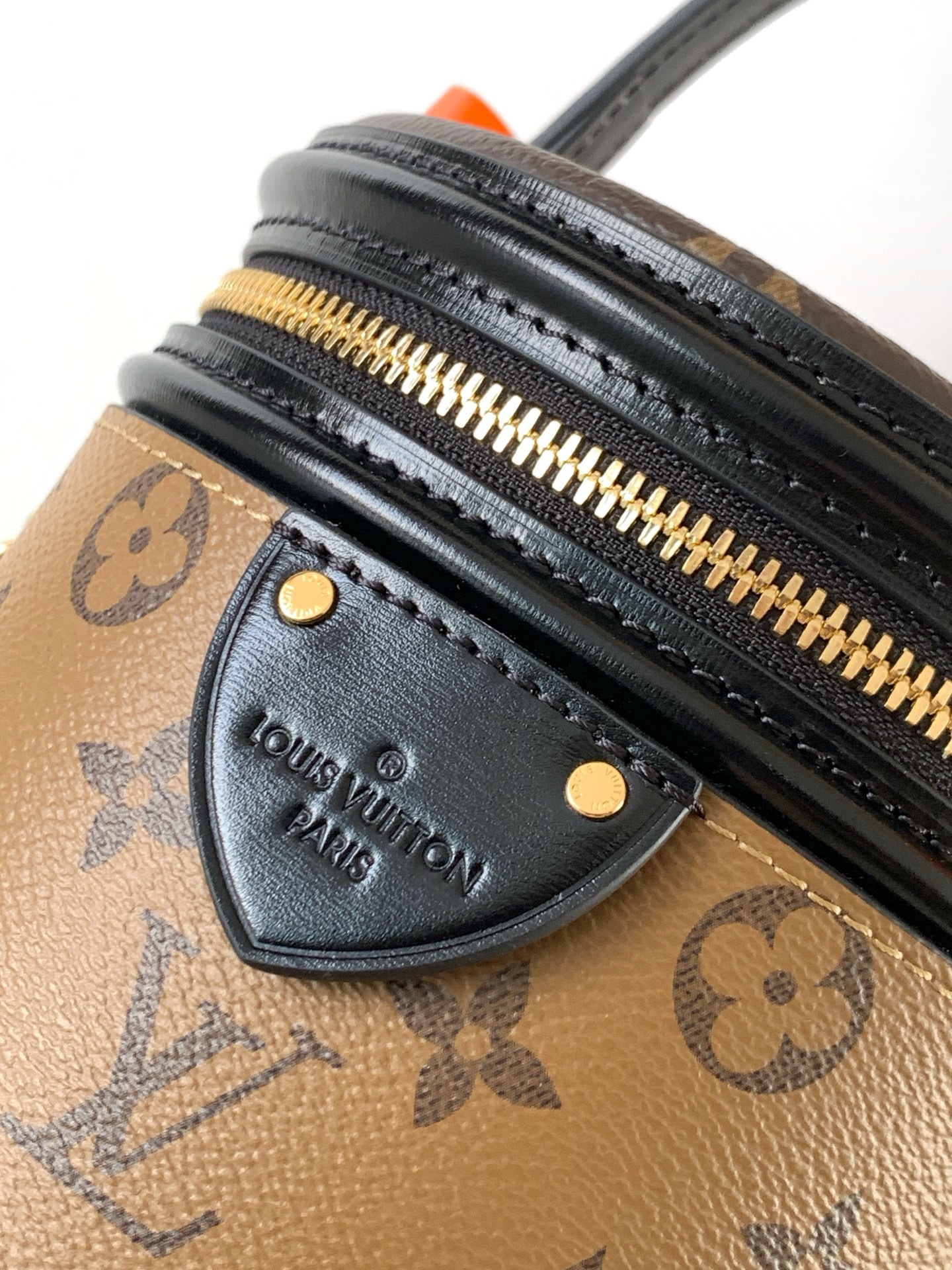 Louis Vuitton Vanity Handbag in Monogram Canvas - Image 6