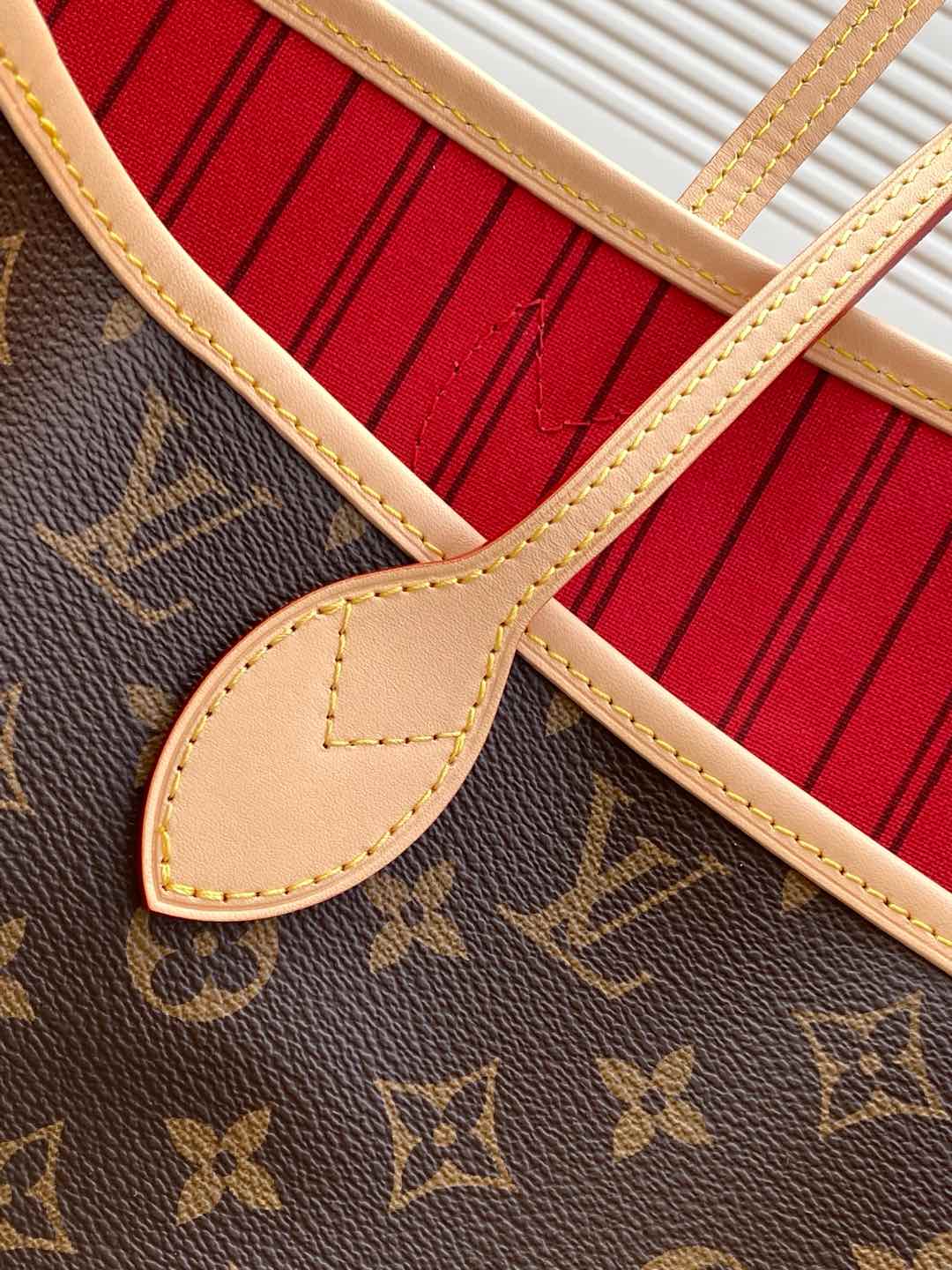 Neverfull MM Monogram Tote Bag - Image 6