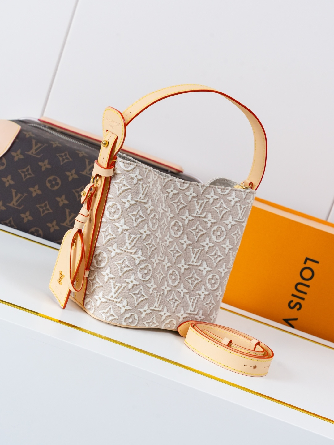 Louis Vuitton All In BB Handbag with Monogram Emblème - Image 6